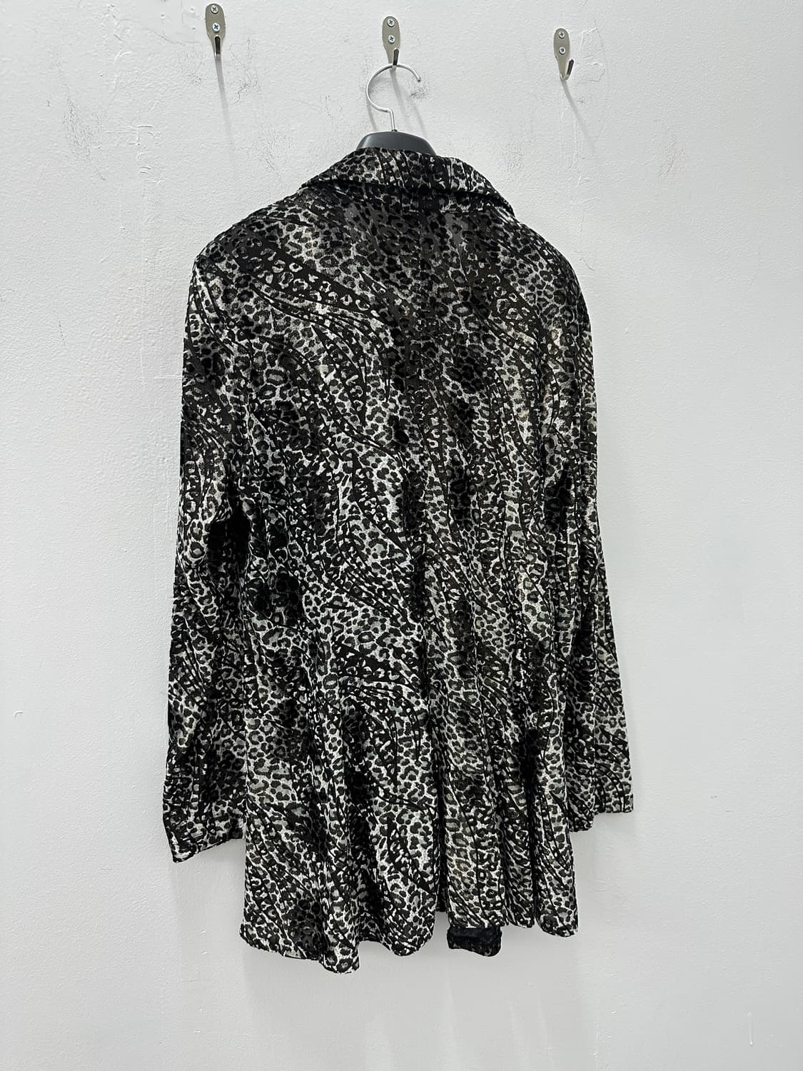 Vintage leopard glossy shirts 상품이미지8