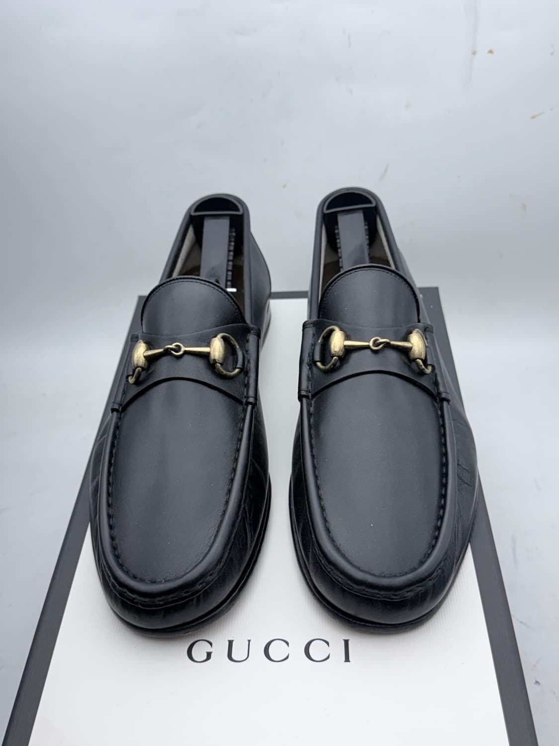 정품)구찌 255/260 상품이미지4