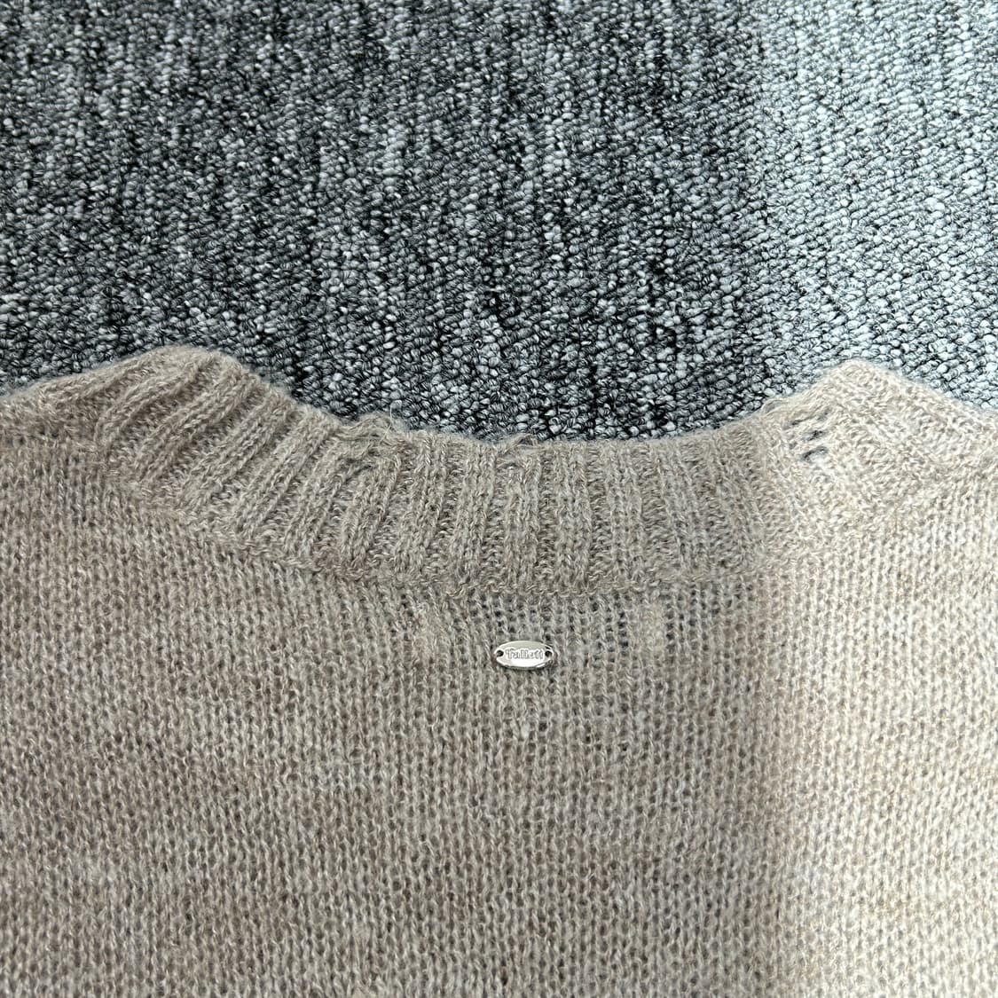 팔렛 베이지 데미지 그런지 니트 상품이미지6