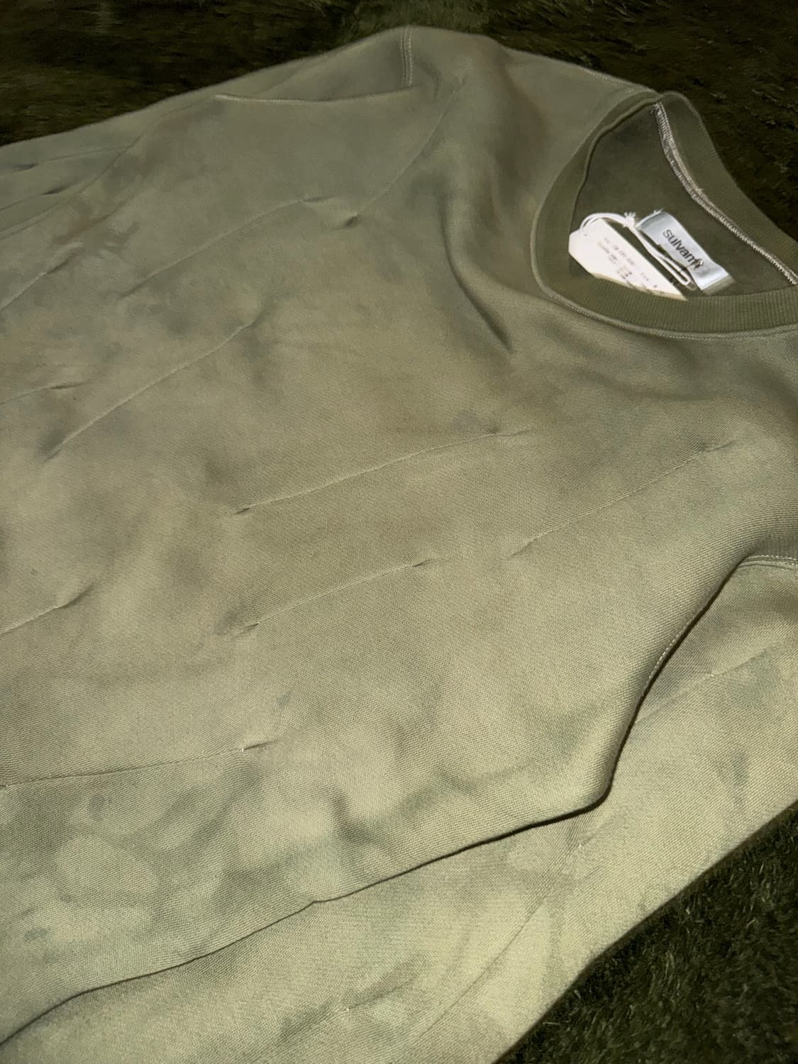 [M] SULVAM 설밤 핸드 다잉 다트 디테일 스웻셔츠 올리브 상품이미지4