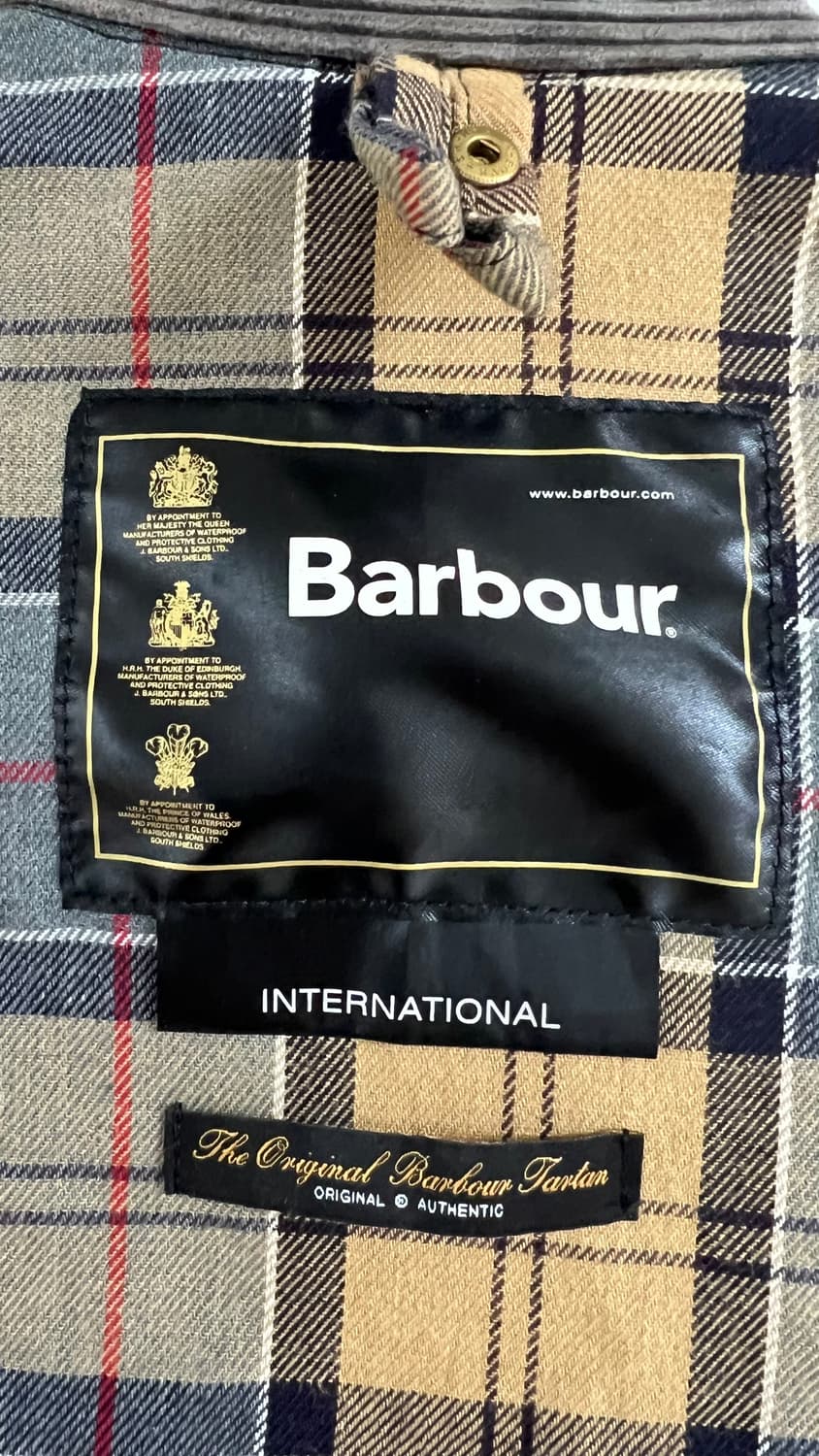 바버 인터내셔널 블랙 왁스 자켓 34 상품이미지3