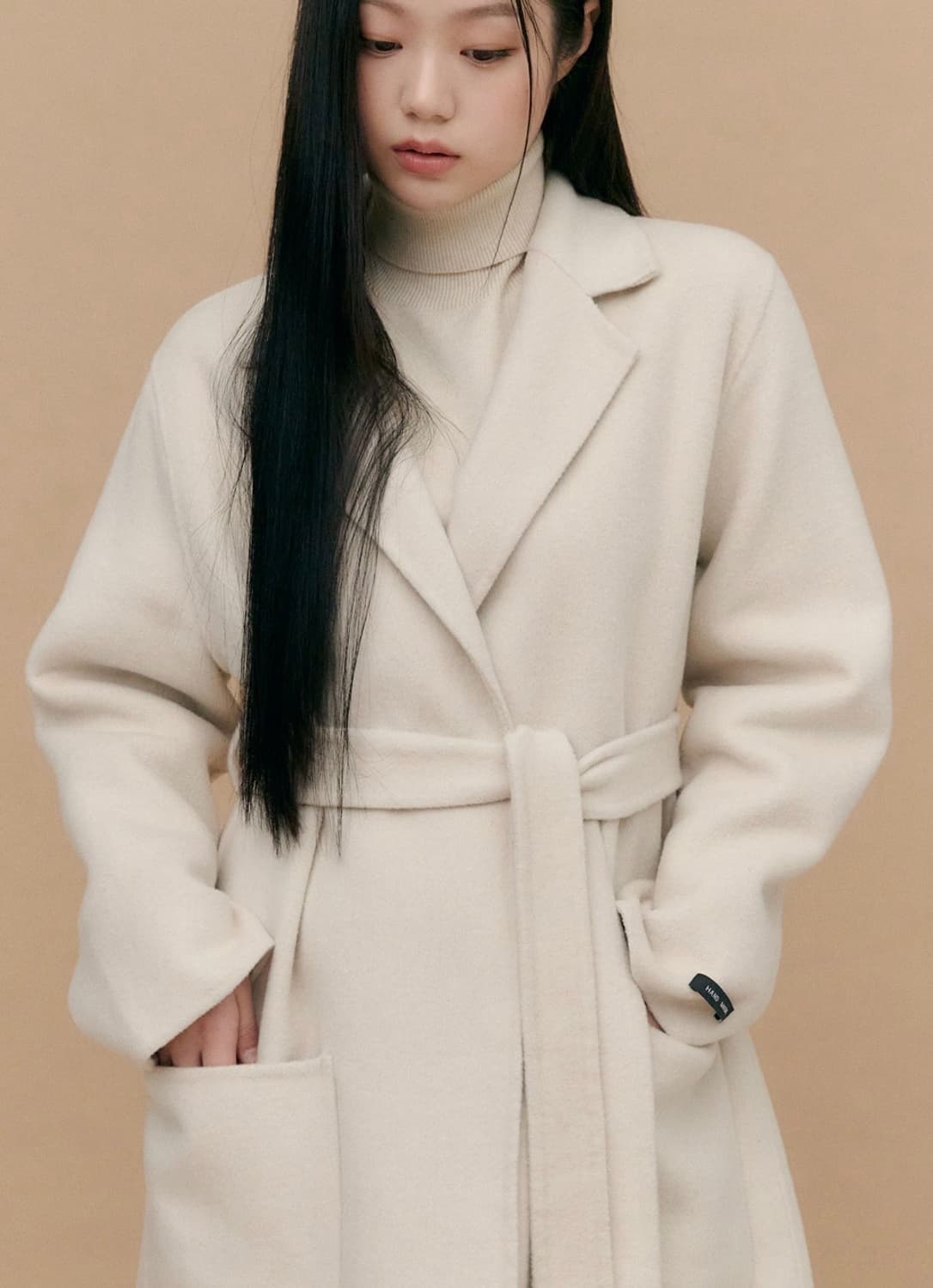 이퓨 아이보리 핸드메이드 하프 코트 상품이미지1