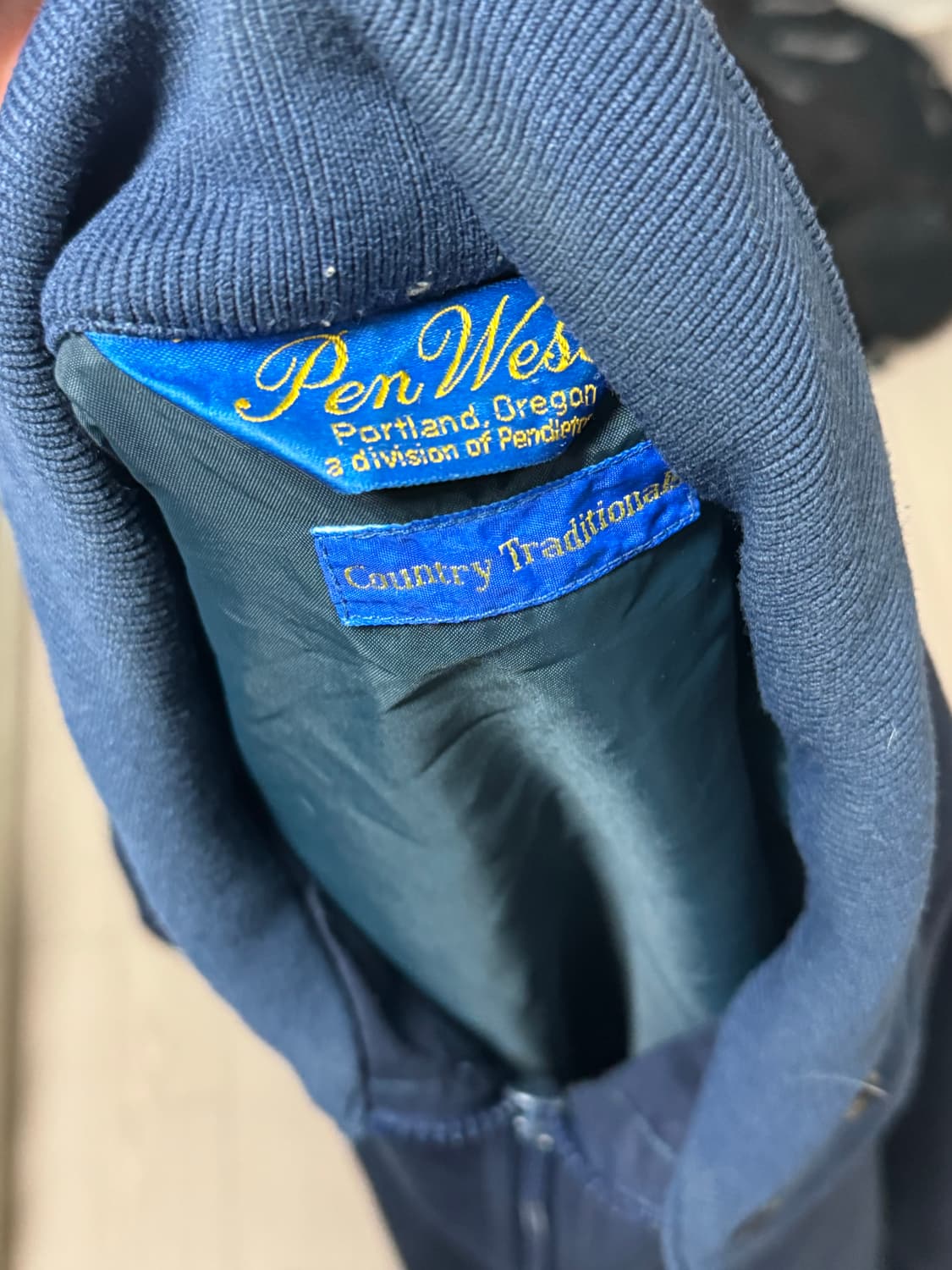 90년대 미국 올드스쿨 펜 웨스트 네이비 바라쿠다 자켓 상품이미지3