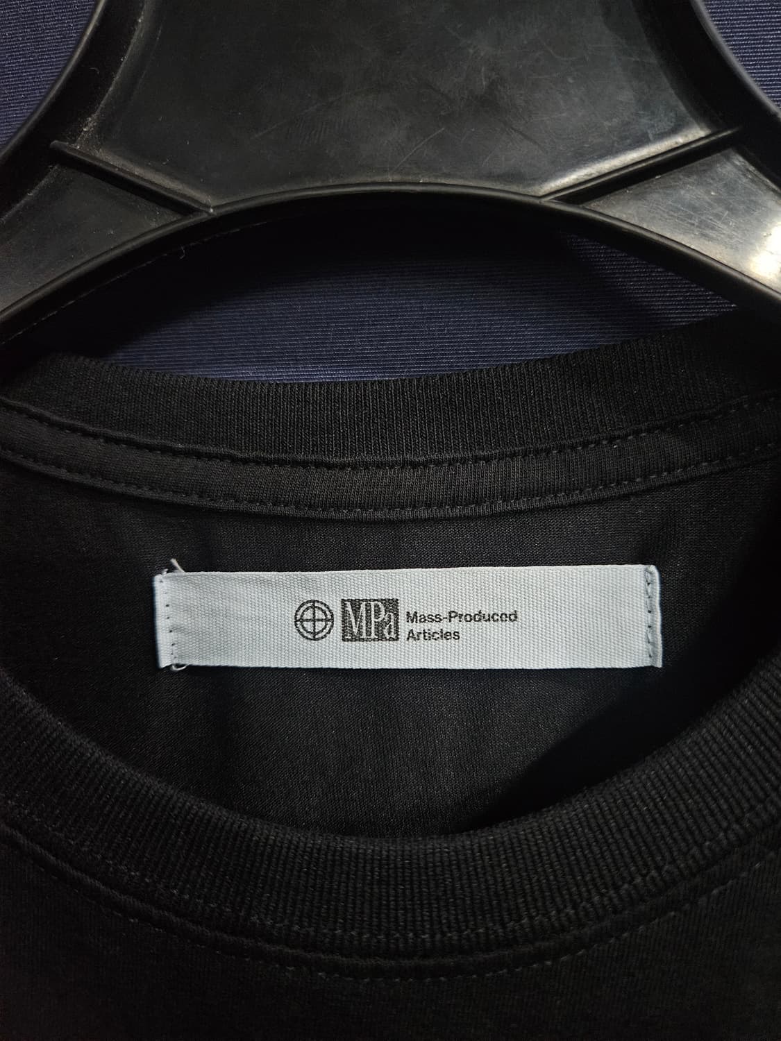 플라스틱 프로덕트 프린팅 블랙 남성 오버핏 95~100 반팔티  상품이미지3