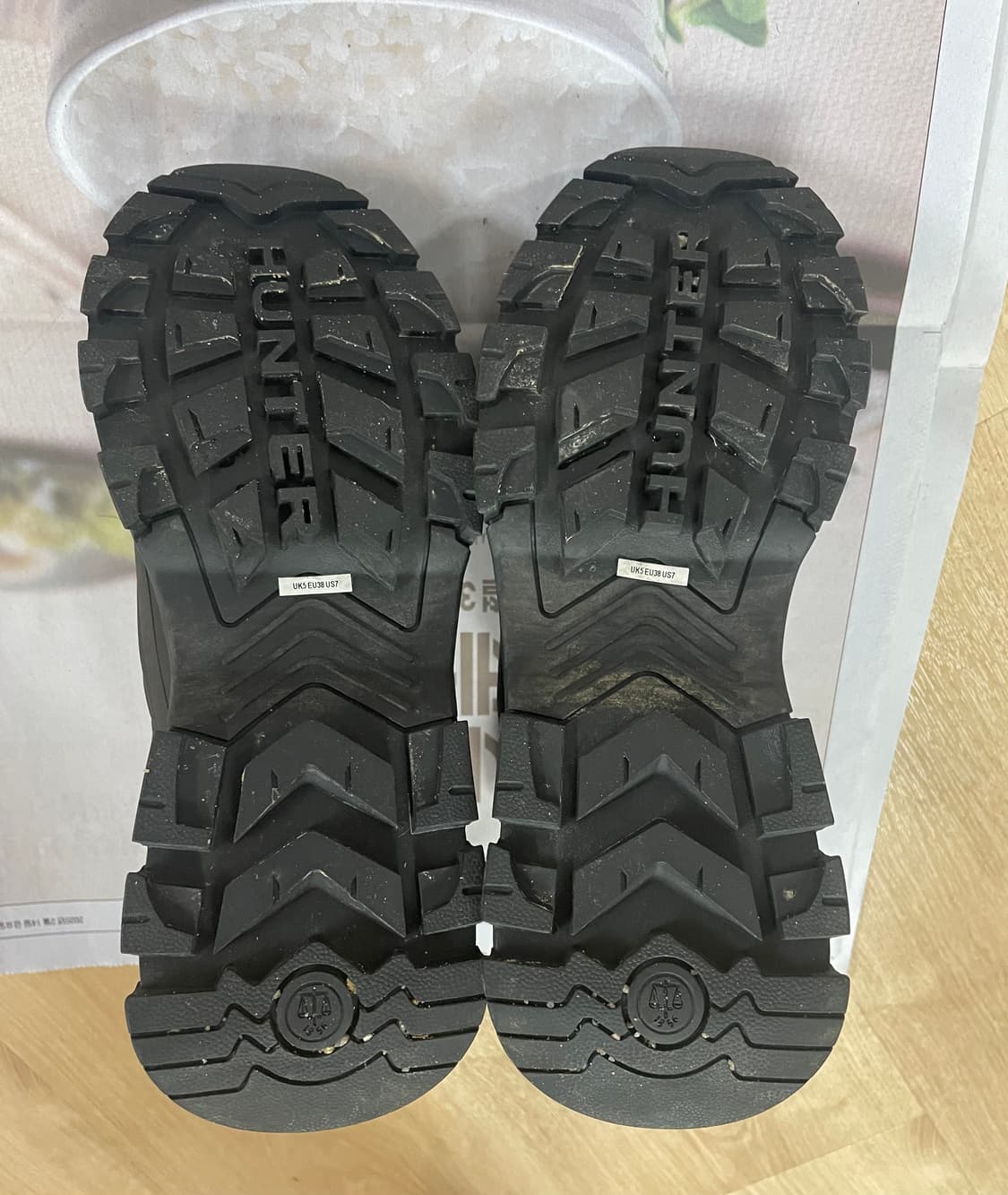 헌터 [UNISEX] 인트레피드 버클 숏 스노우부츠 - 블랙 240 상품이미지6