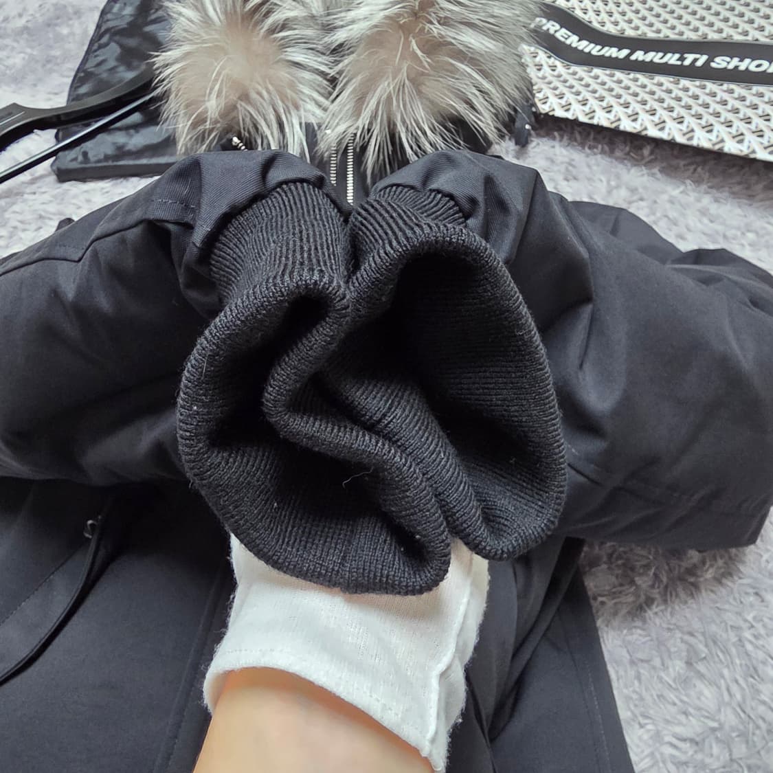 {클로젯}[42][24F/w]맥케이지 딕슨 실버퍼 숏 다운 패딩 상품이미지9