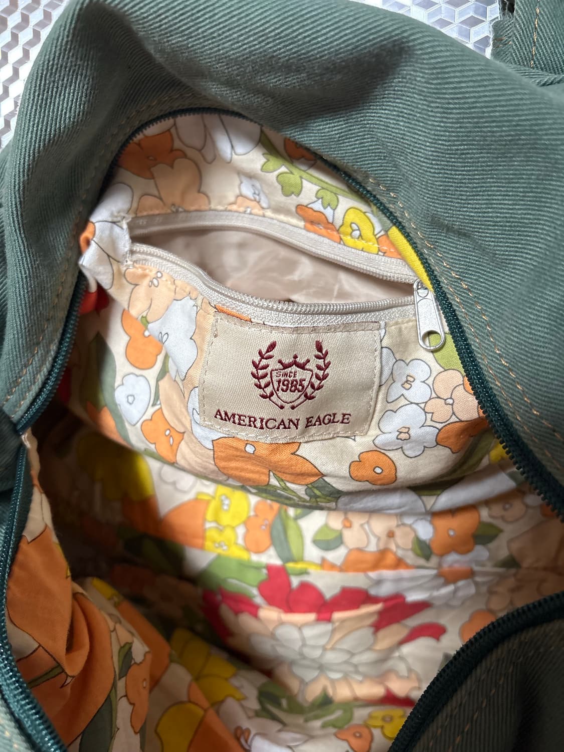 AMERICAN EAGLE 멀티 포켓 핸드백   상품이미지6