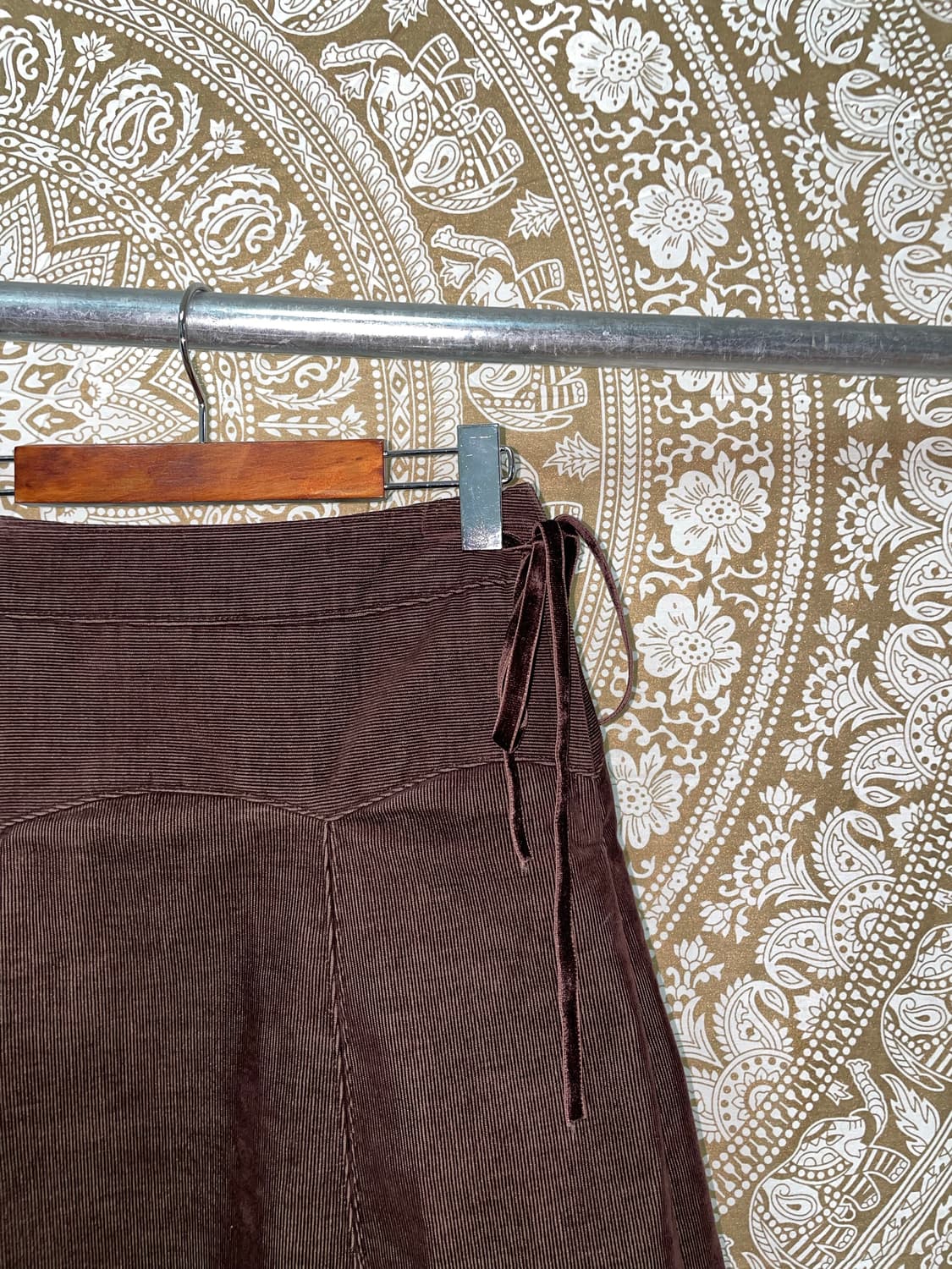 온앤온 여성 골덴 코듀로이 미디스커트  상품이미지5