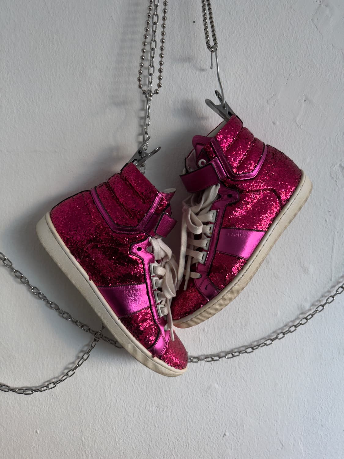 생로랑 핑크 글리터 하이탑 스니커즈 상품이미지1