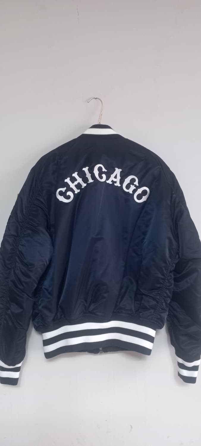 뉴에라 알파인더스트리 시카고 컵스 MA-1 봄버 자켓 상품이미지2