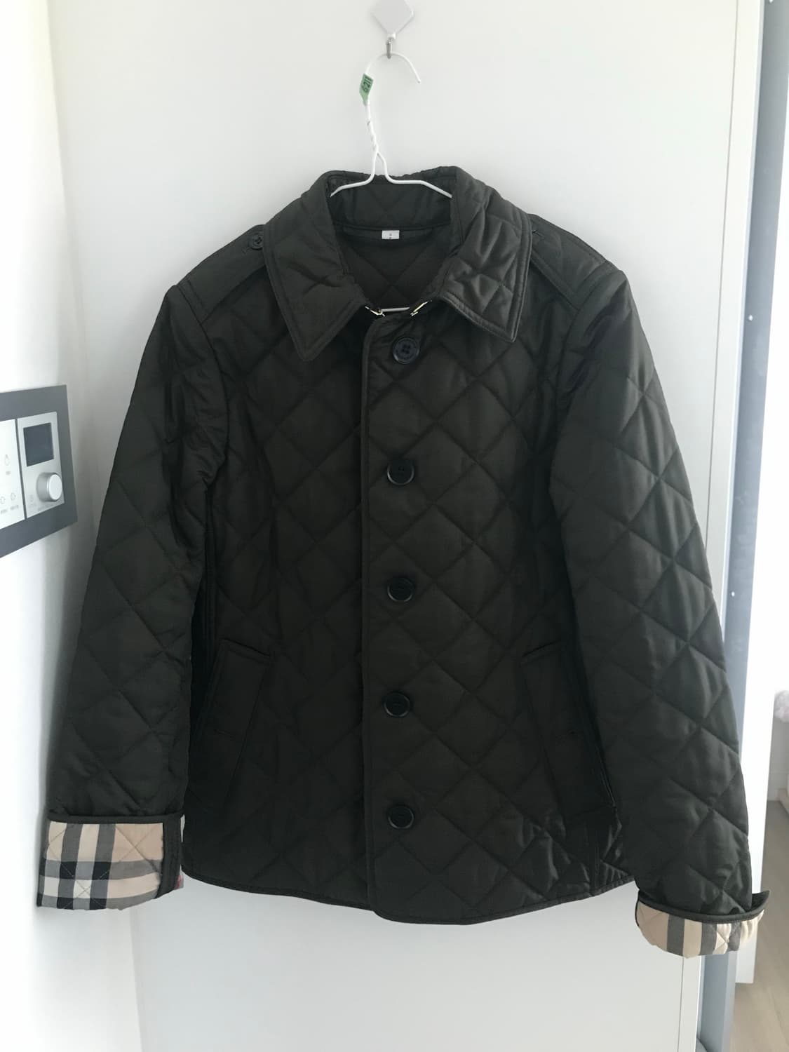 버버리 경량패딩 상품이미지3