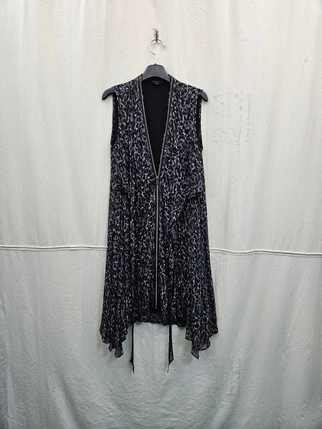 AllSaints 레오파드 패턴 롱 민소매 상품이미지1