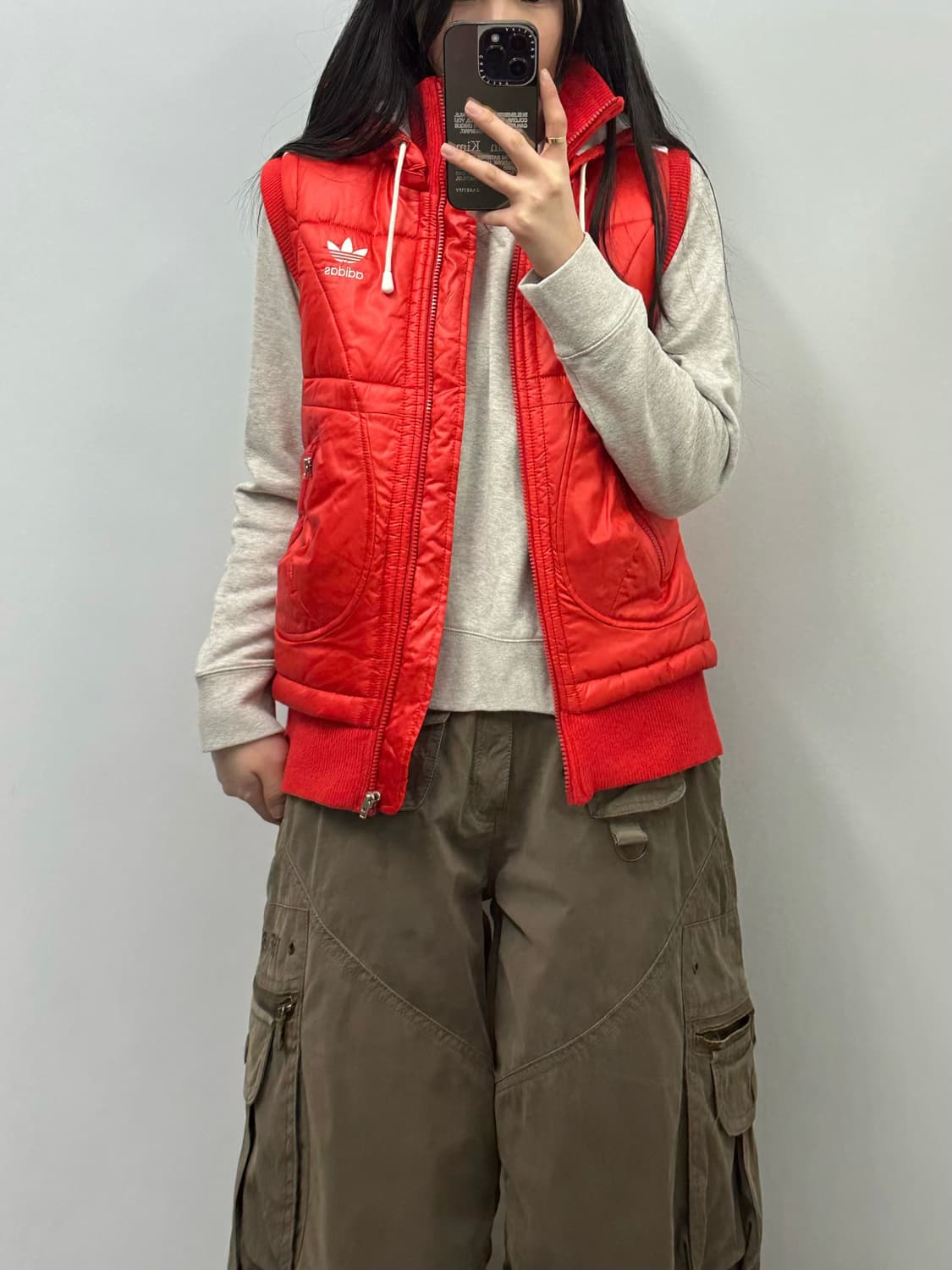 아디다스 자수로고 네이비 조끼패딩 상품이미지2