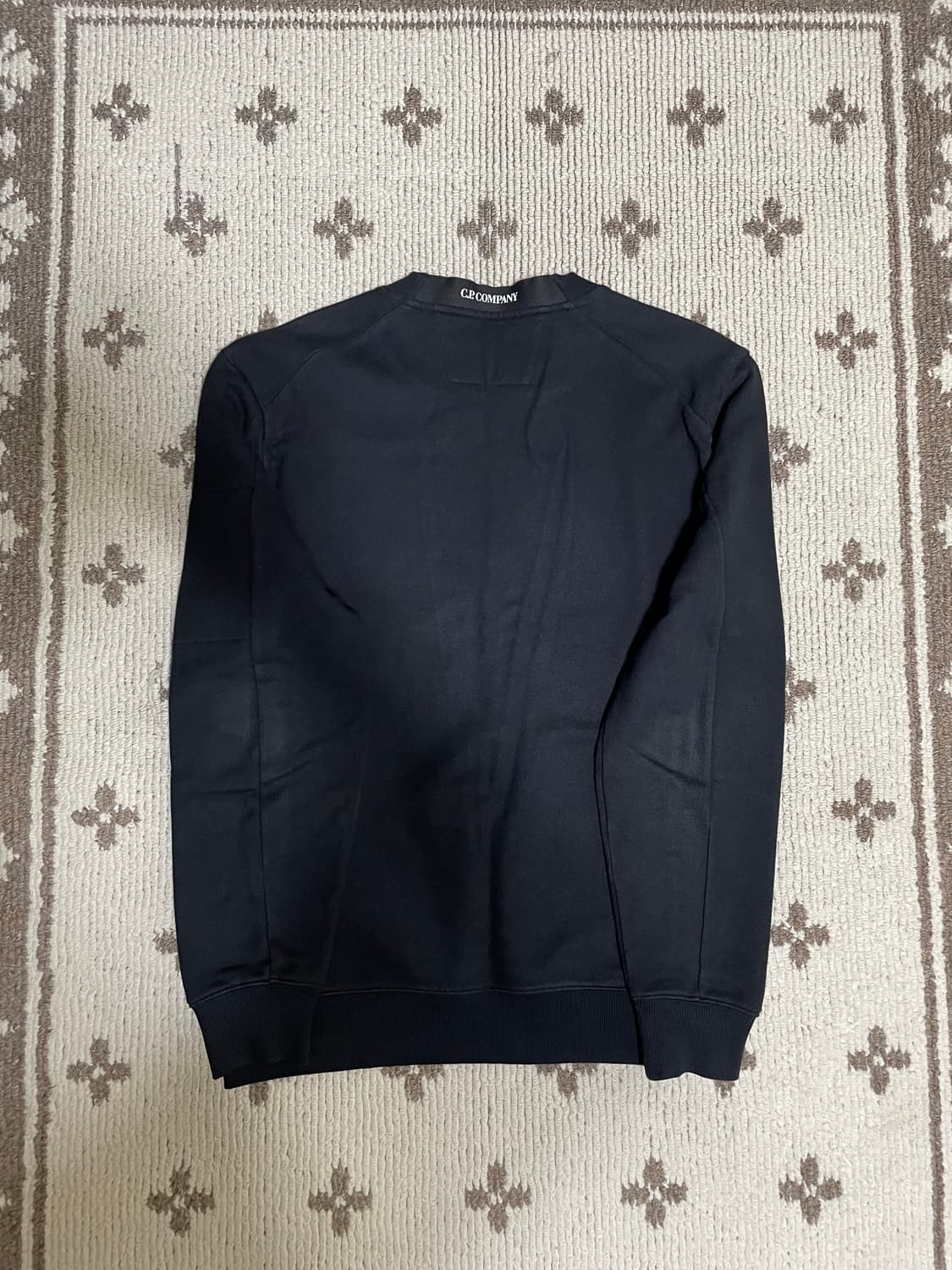 CP컴퍼니 맨투맨 상품이미지3