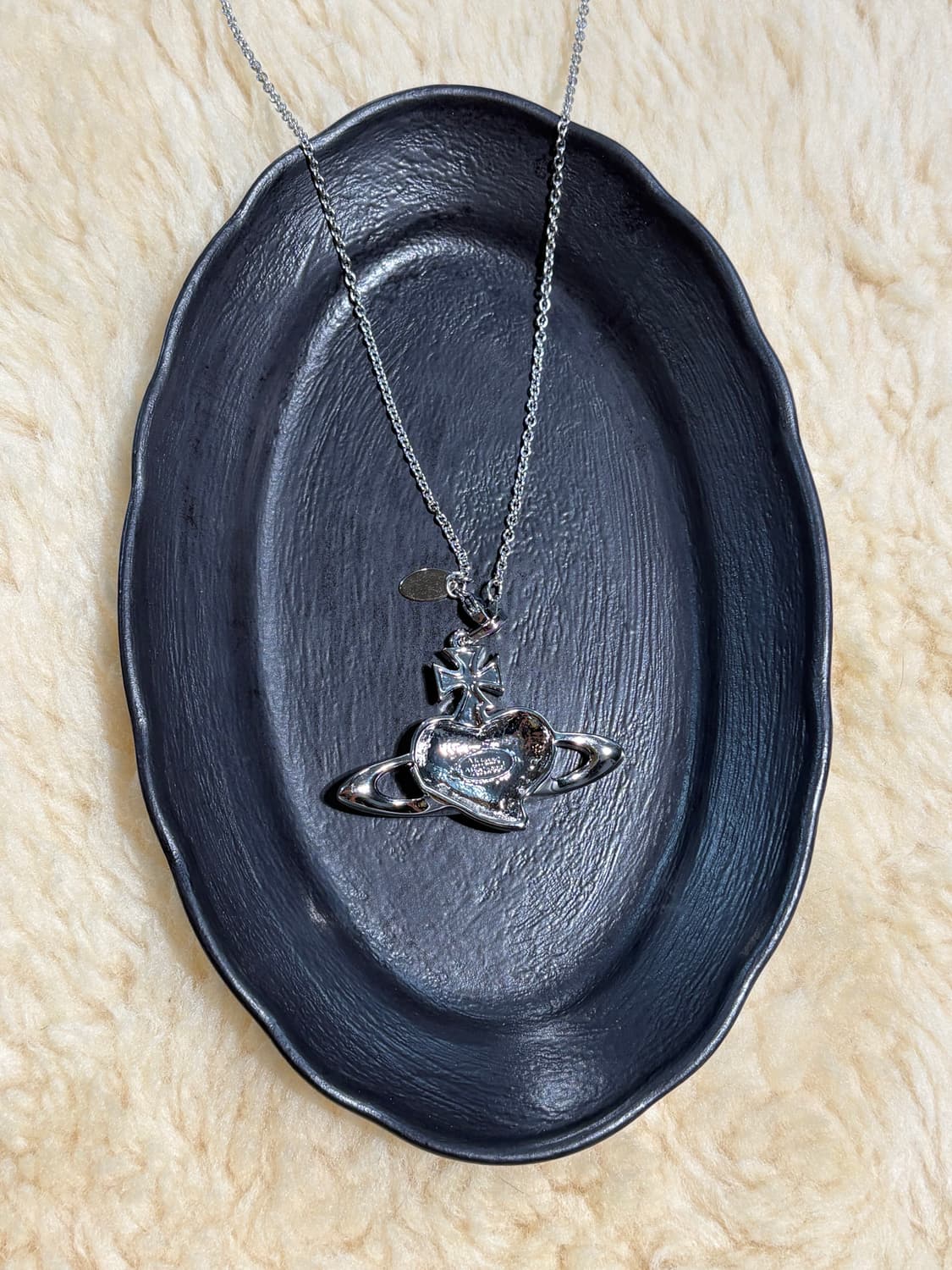 Vivienne Westwood Orb Heart Pendant Neck 상품이미지2