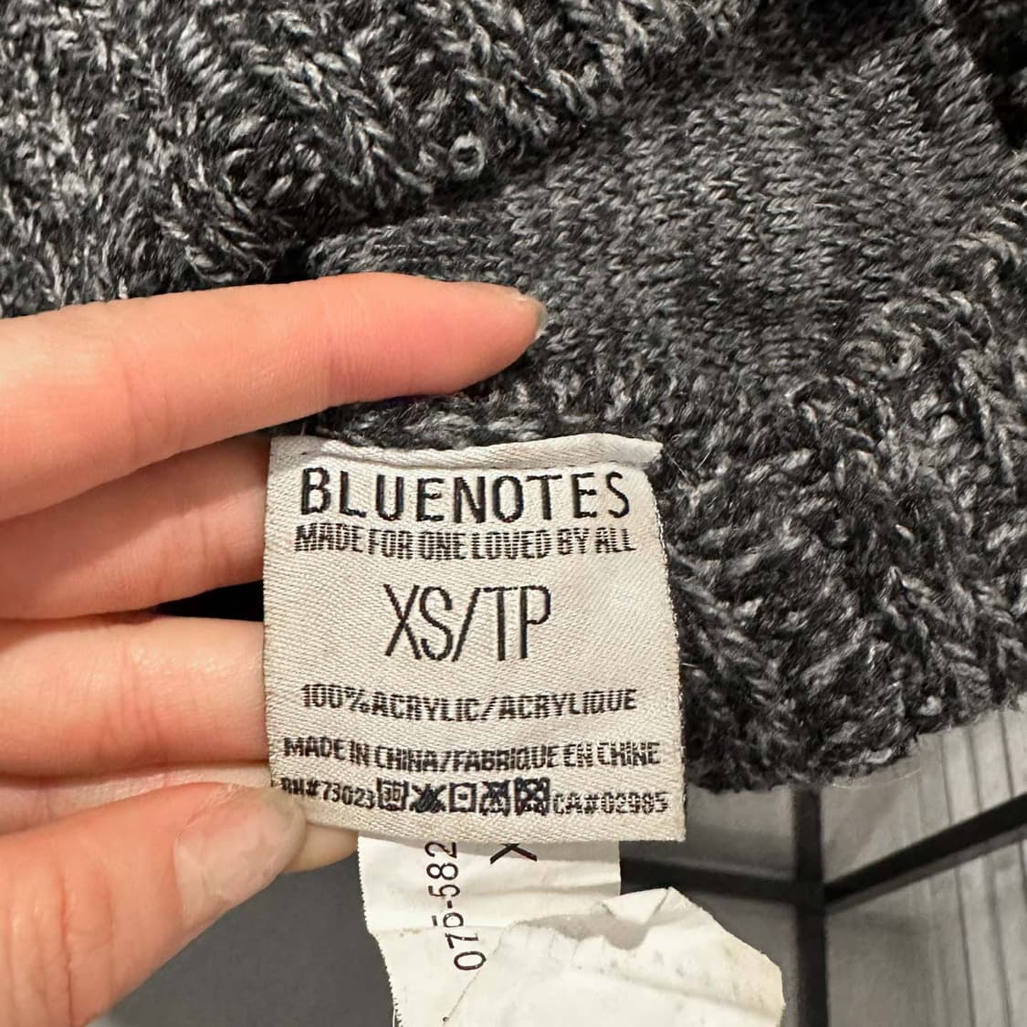 블루노트 코위찬 니트 집업 가디건 아즈텍 포니 패턴 디테일 차콜 그레이 상품이미지6