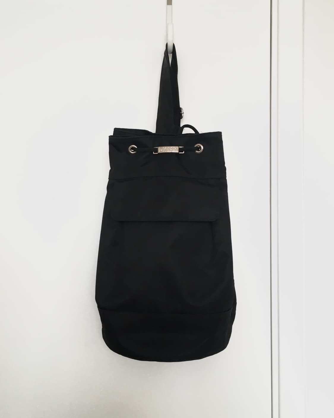 DKNY Sling Bag 상품이미지1