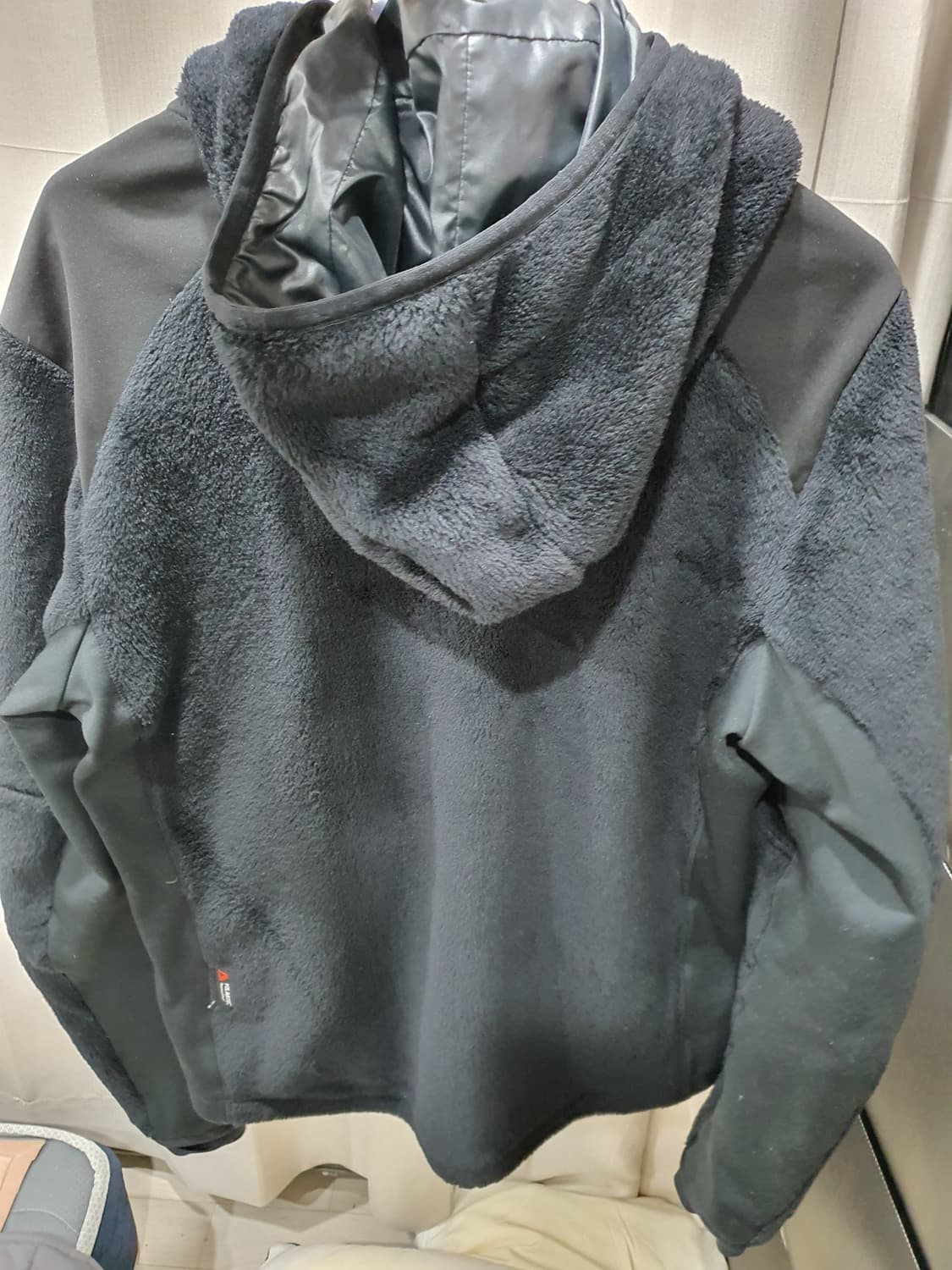 데상트 써마프로 후리스 미들러 상품이미지4