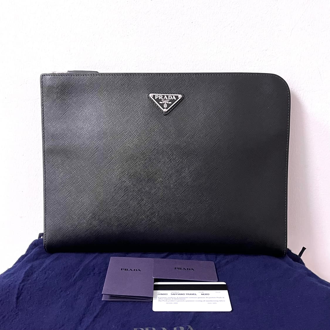 [S급/정품] 프라다 사피아노 클러치 백 블랙 가방 상품이미지1