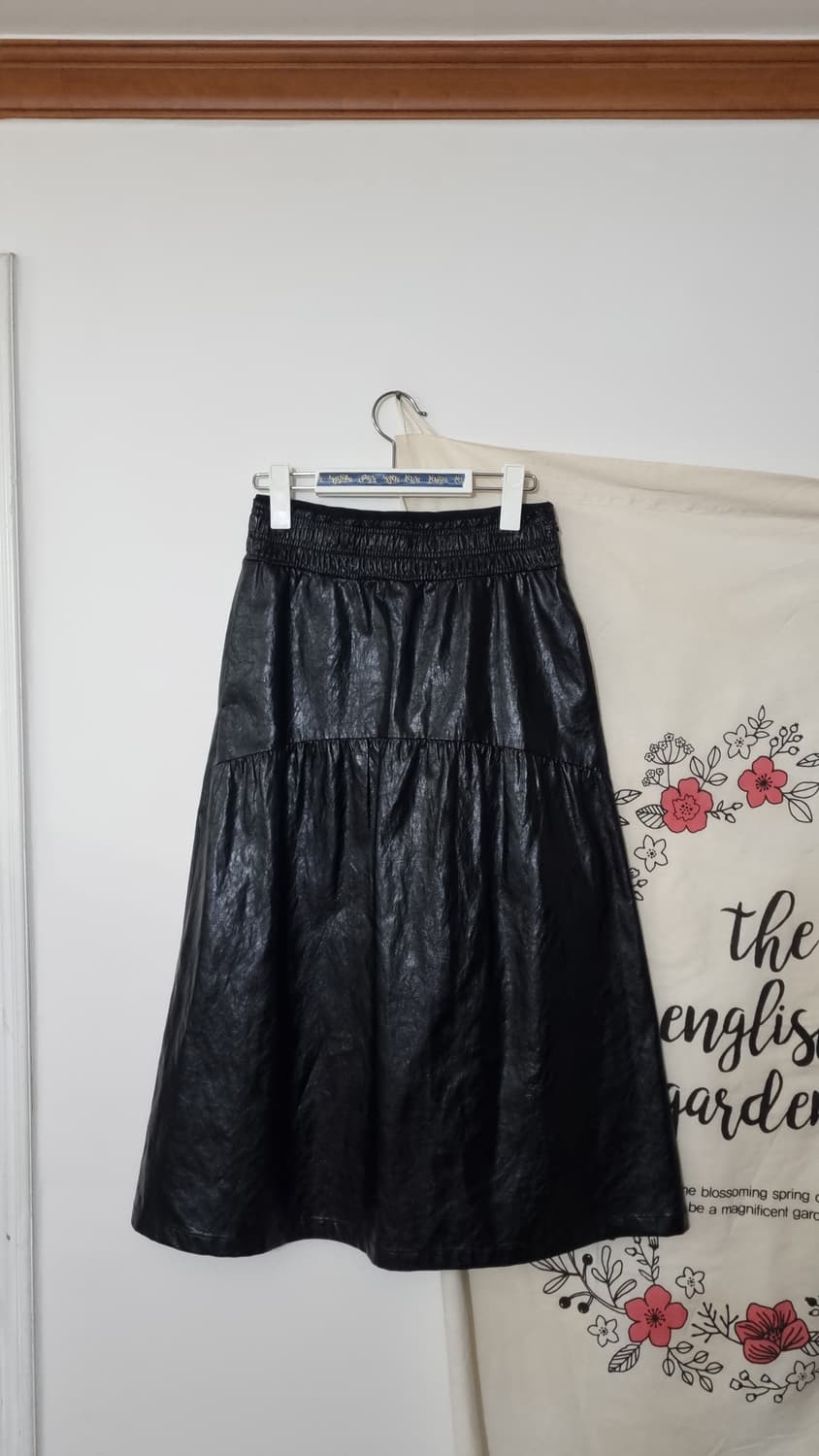 BENETTON 볼륨 레더 밴딩 롱 스커트 42 상품이미지4