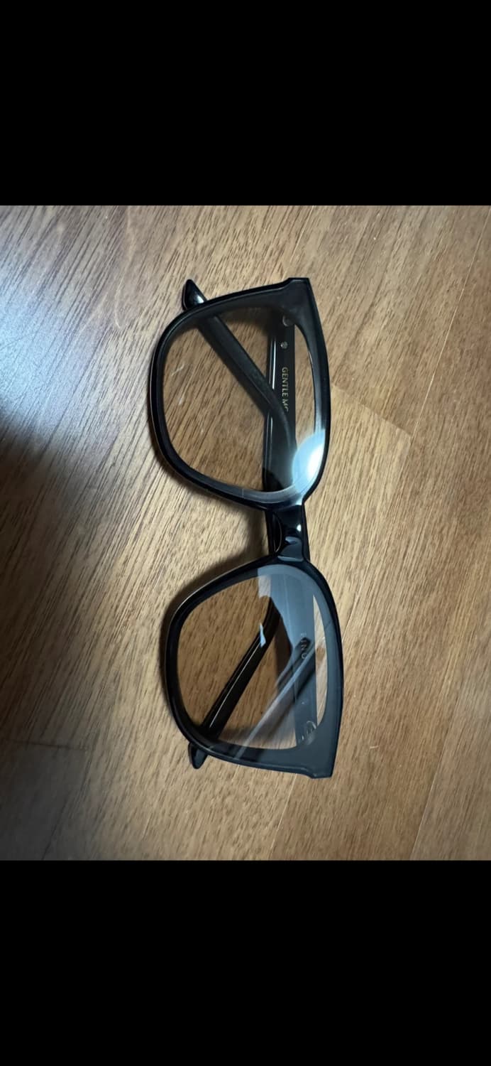 젠틀몬스터 피노 01 블랙 급처 상품이미지2