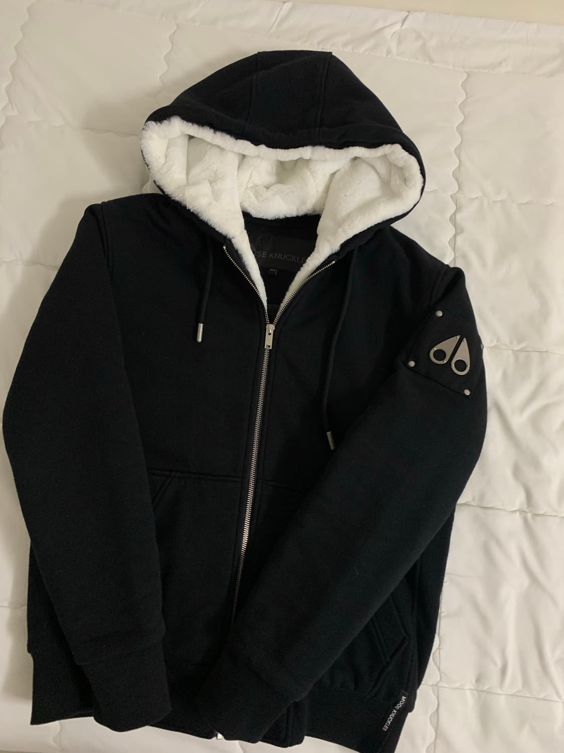 무스너클 버니스웨터 상품이미지1