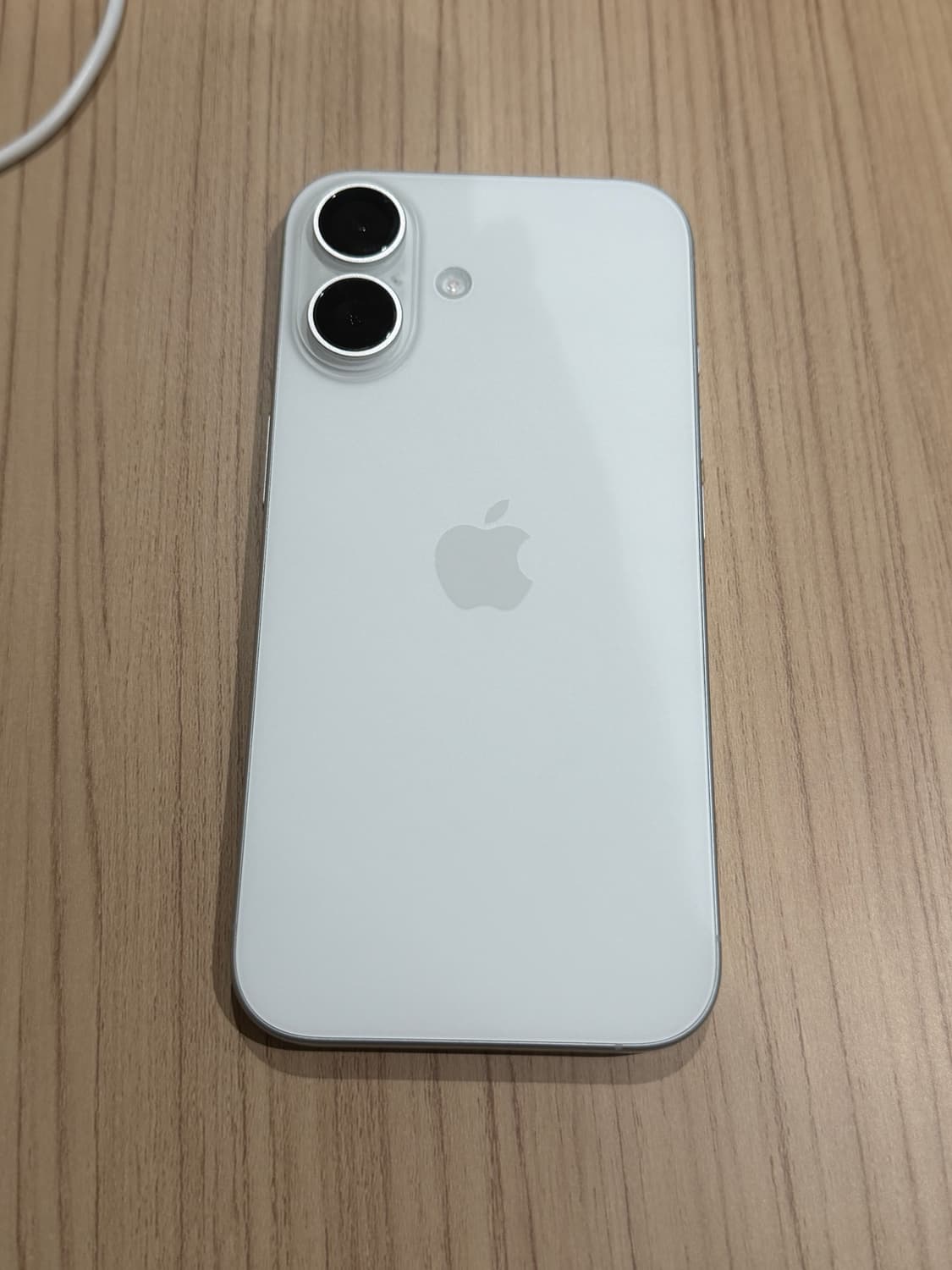 아이폰16 화이트 512GB (가격내림 X) 상품이미지3