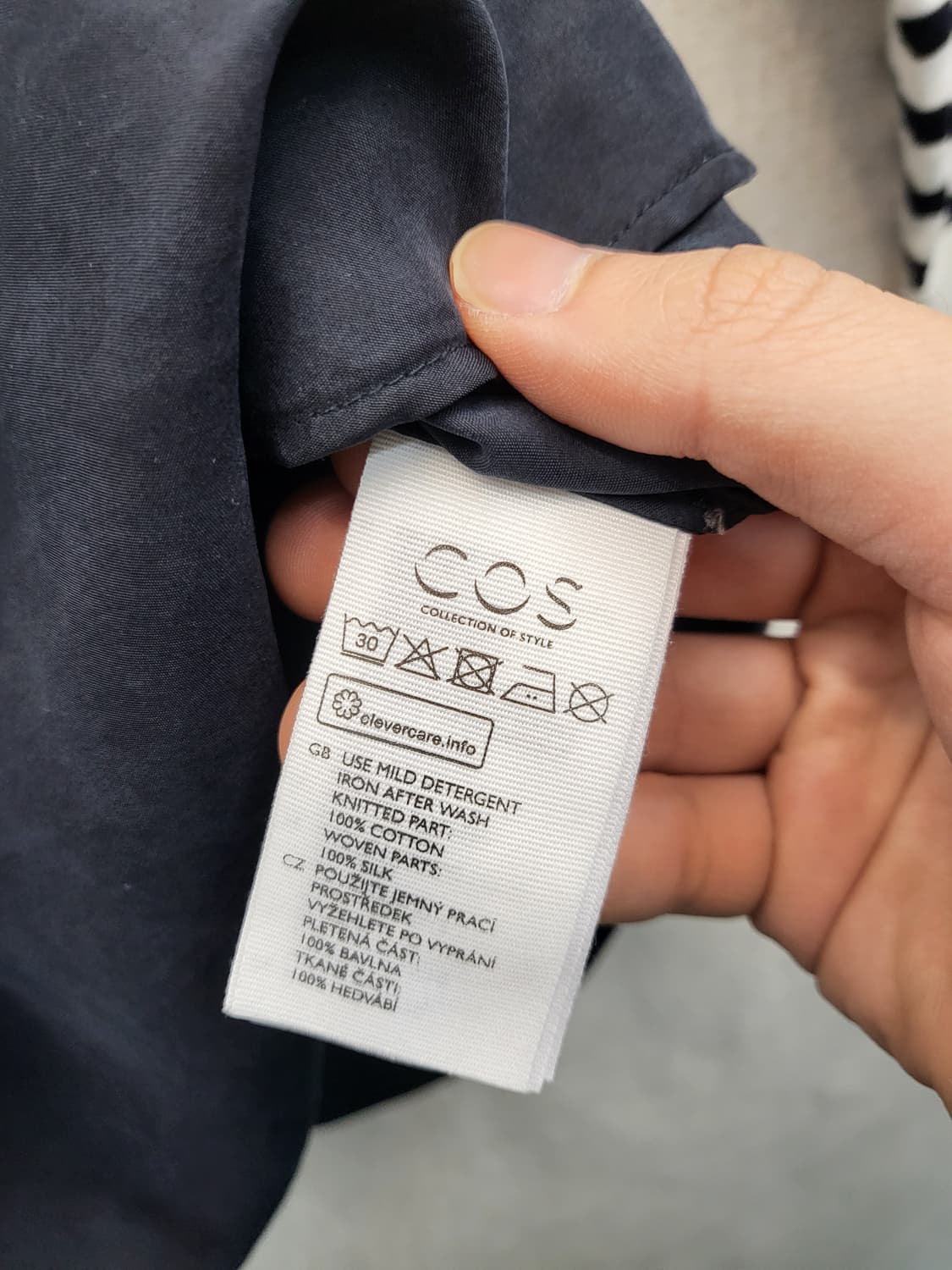 COS 스트라이프 배색 여성 블라우스 상품이미지3