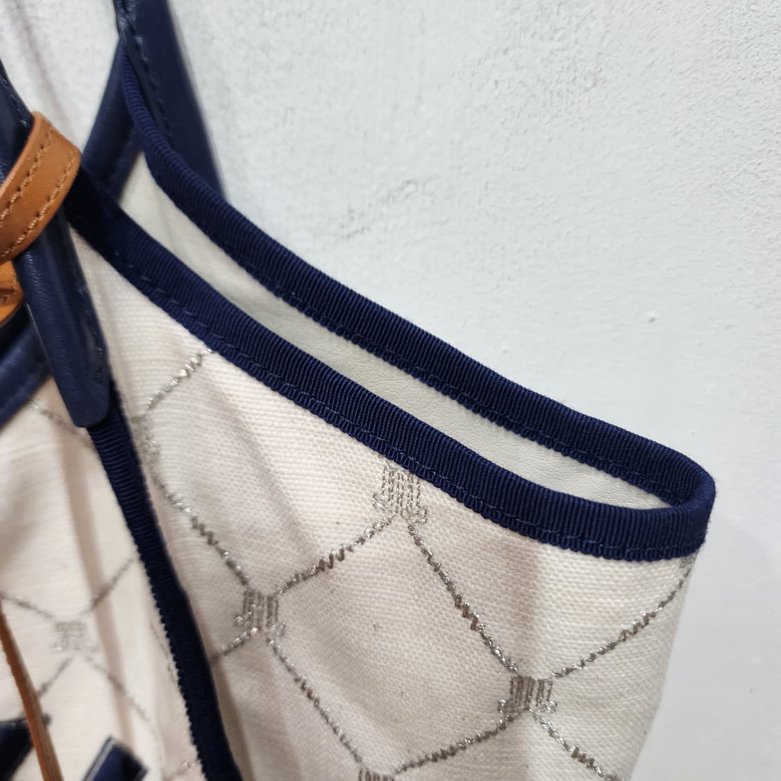 LANVIN (랑방)컬렉션 숄더백 토트백 아이보리 새거급 상품이미지9