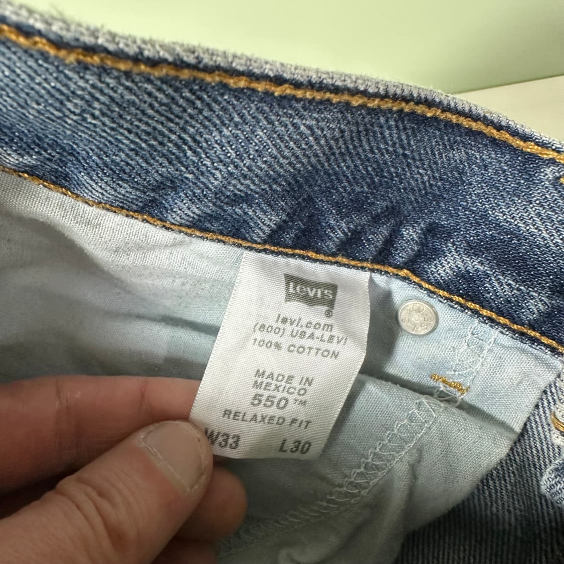 L-XL 리바이스550 USA 릴렉스핏 중청워시드 데님팬츠 상품이미지3