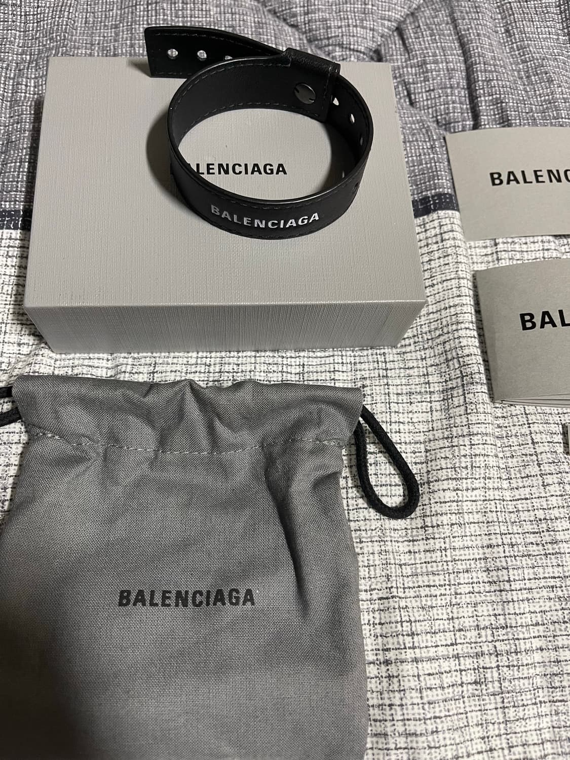 발렌시아가 로고레더 브레이슬릿 상품이미지3