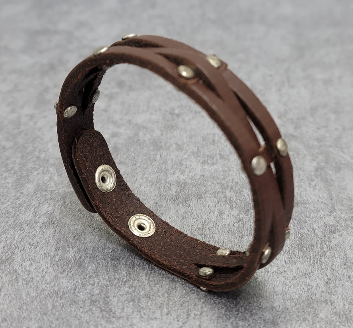 stud leather bracelet  상품이미지1