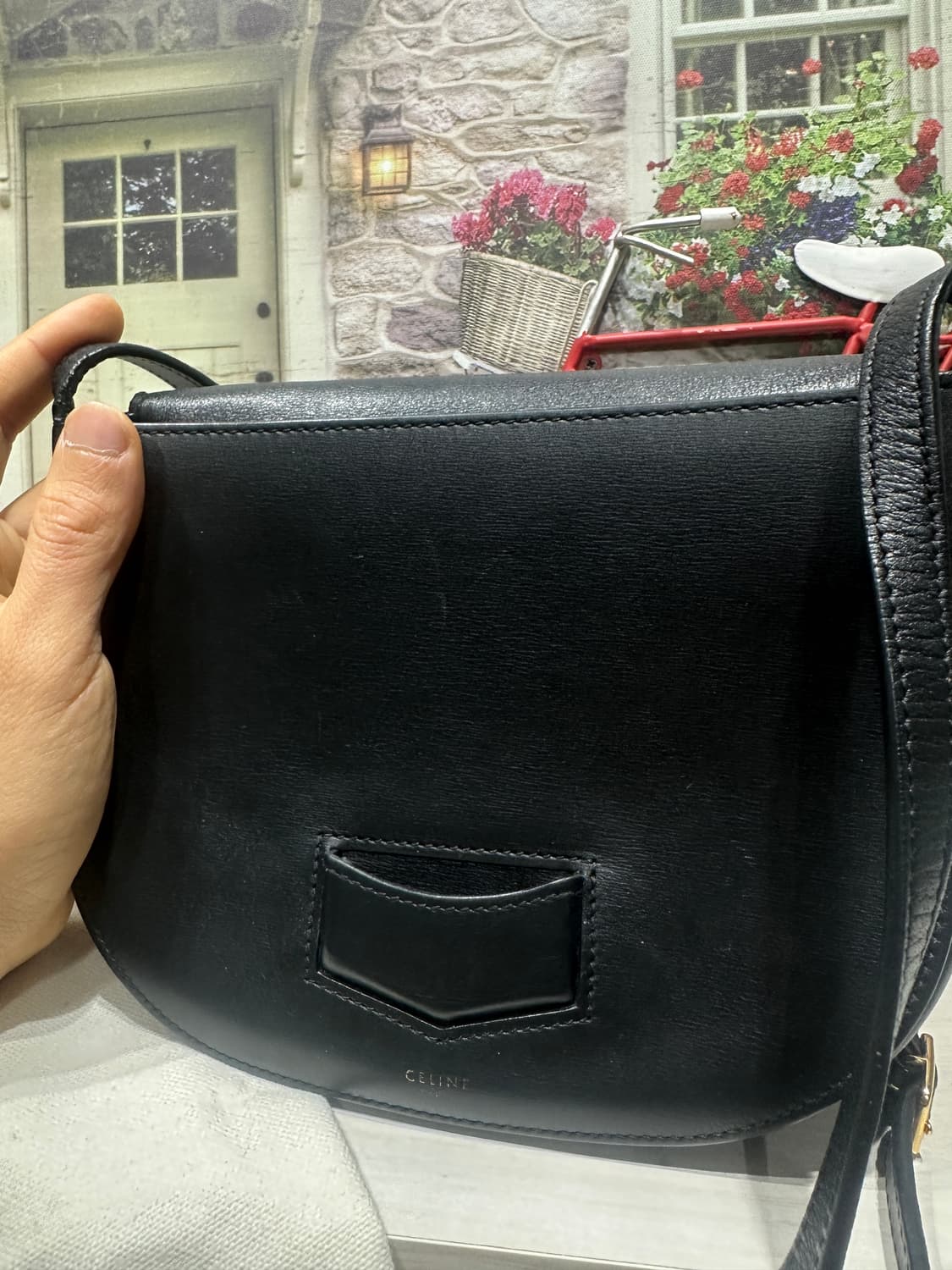 셀린느 트로터백 스몰 송아지 가죽 버전 판매합니다 상품이미지4