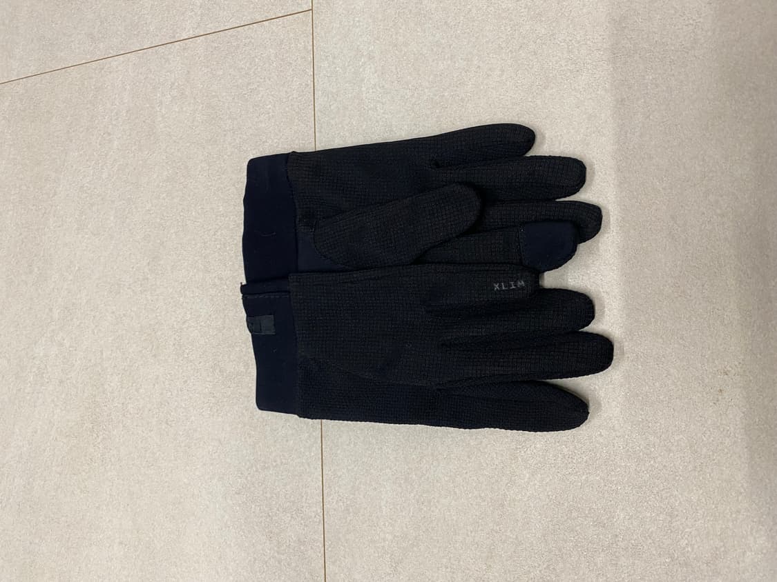 엑슬림ep4 글러브 판매합니다. 상품이미지1
