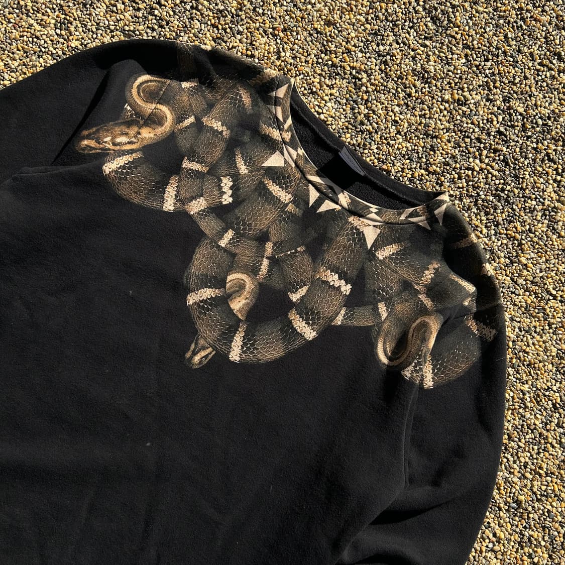 마르셀로 불론 (Marcelo Burlon) 스네이크  맨투맨 상품이미지2