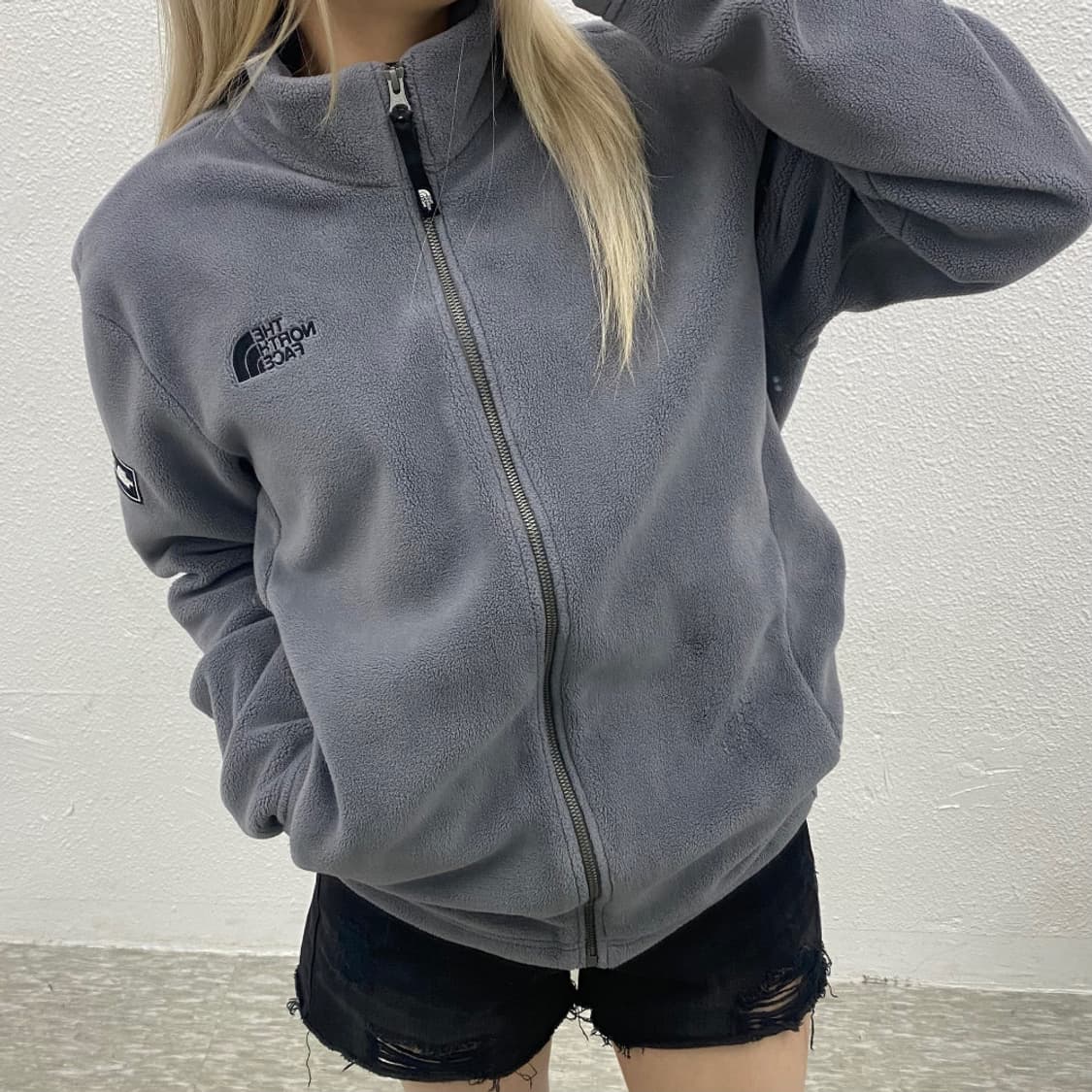 노스페이스 그레이 집업 플리스 L 상품이미지1