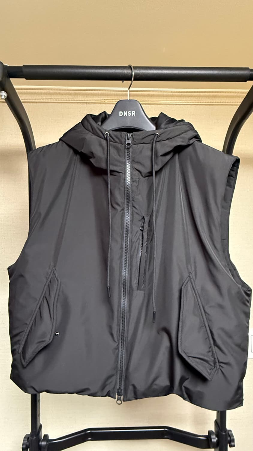 디앤에스알Dnsr크롭 후디드 패딩 베스트xl 상품이미지2