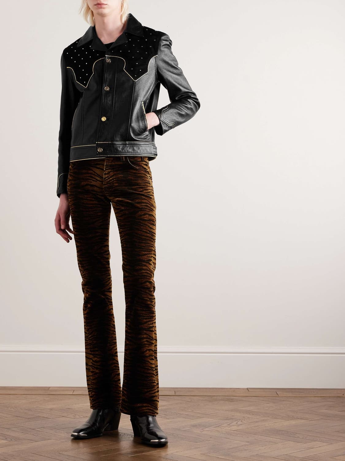 [엔하이픈 니키님 착용] 셀린느 23fw 스터드 스웨이드 램스킨 레더자켓 상품이미지3