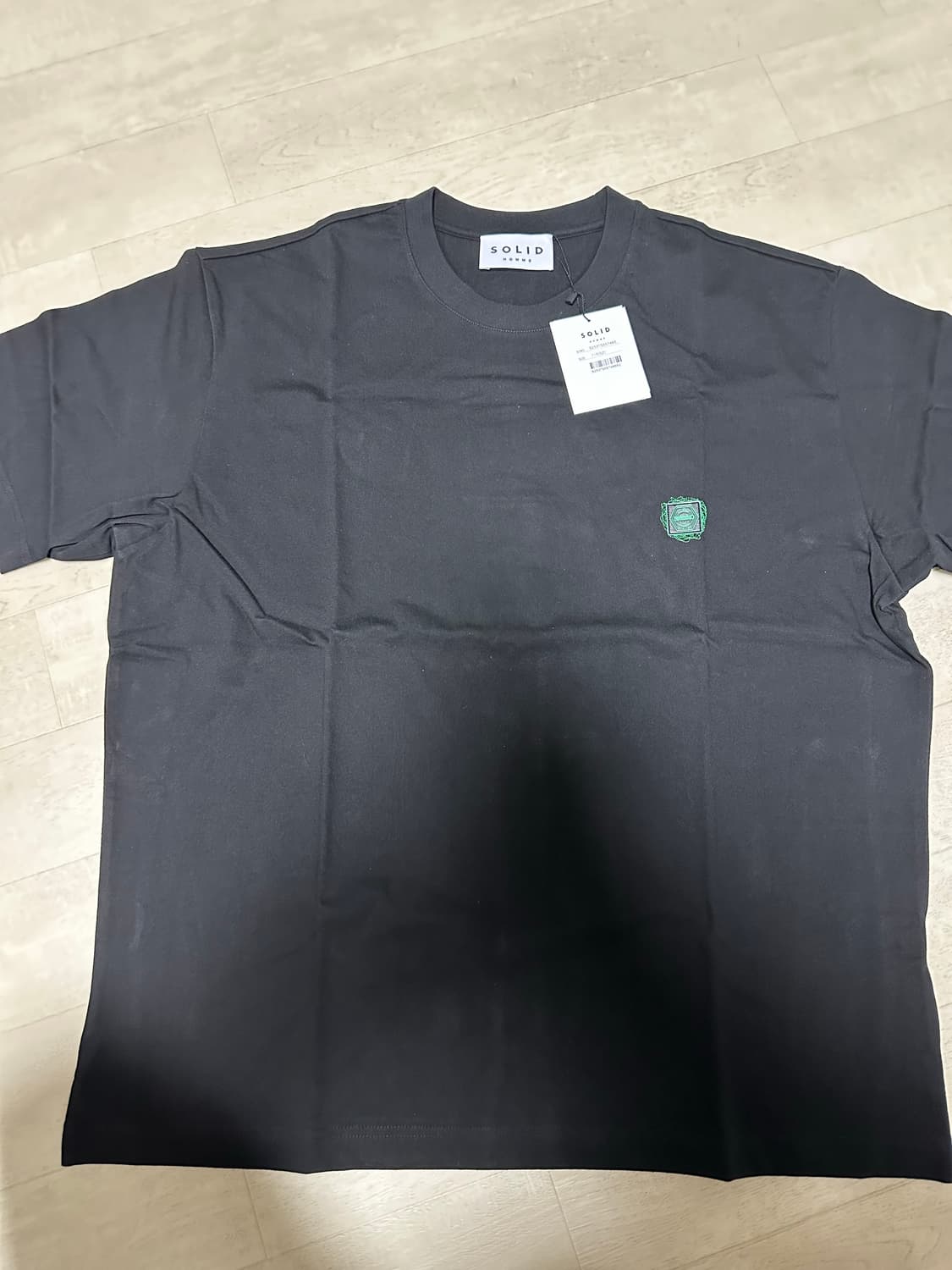 솔리드옴므 블랙 그라데이션 두들 엠브로이더리 티셔츠 52사이즈 상품이미지2