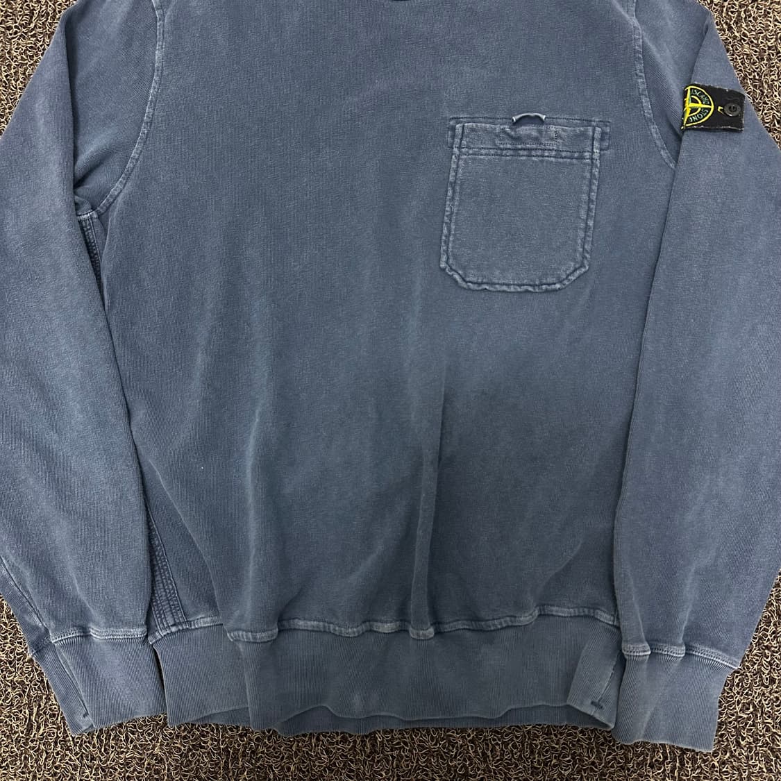 스톤아일랜드 워싱 포켓 맨투맨 XL 상품이미지3