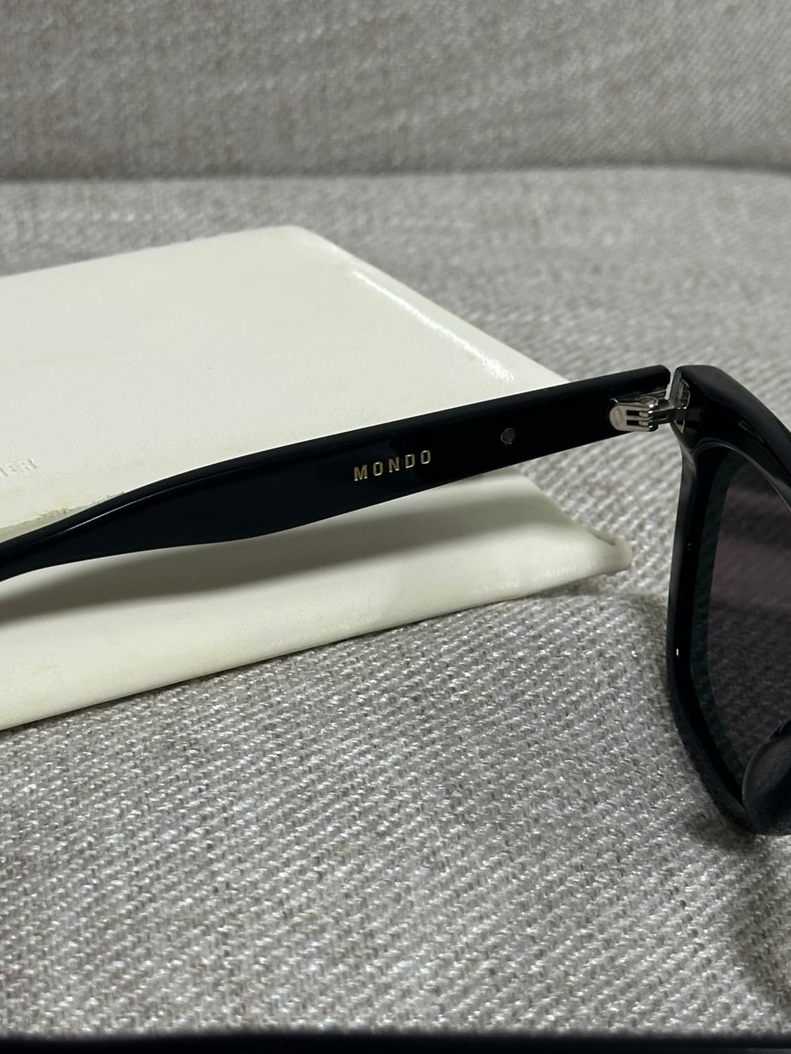 젠틀몬스터 몬도 상품이미지6