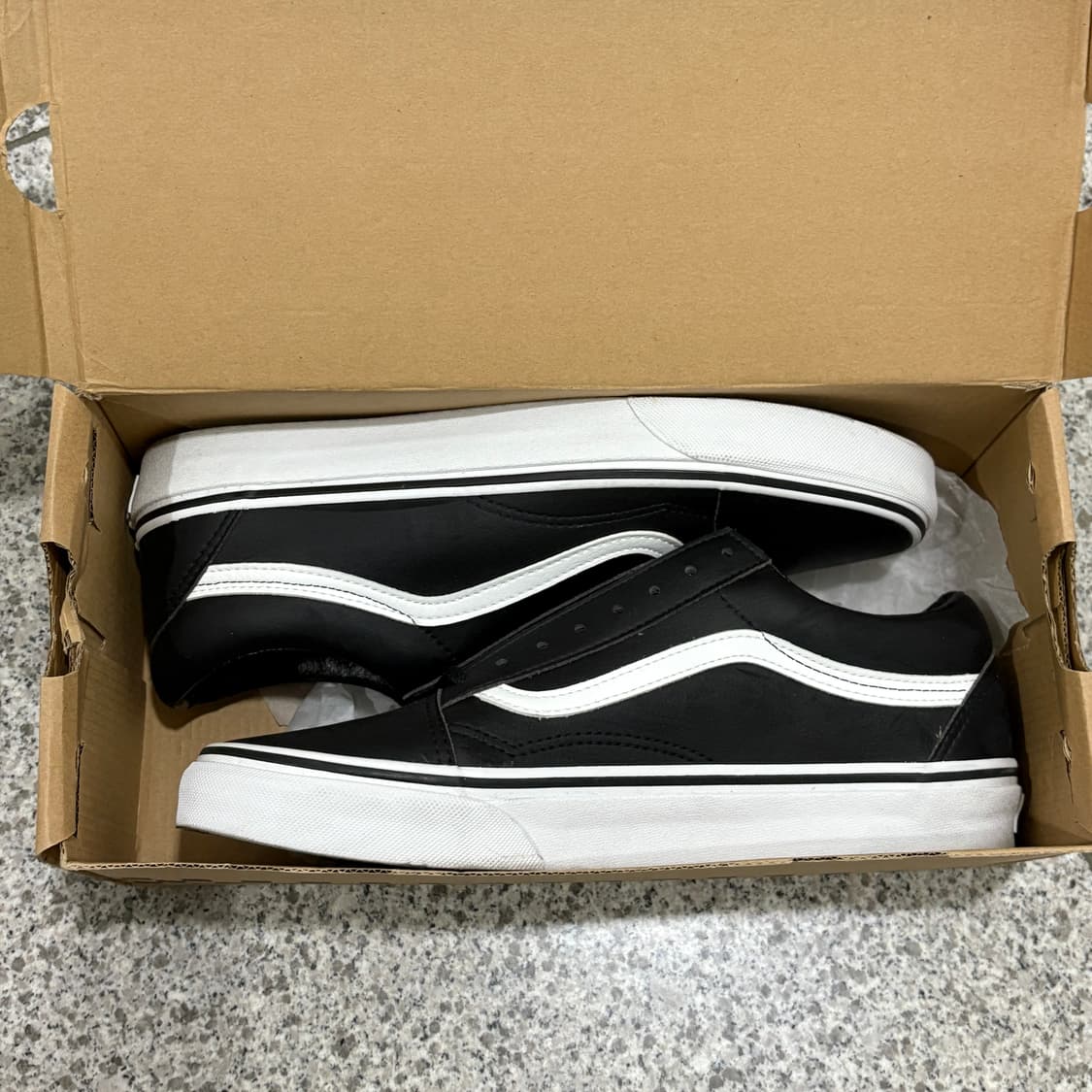 반스 볼트 올드스쿨 LX 레더 블랙 상품이미지1