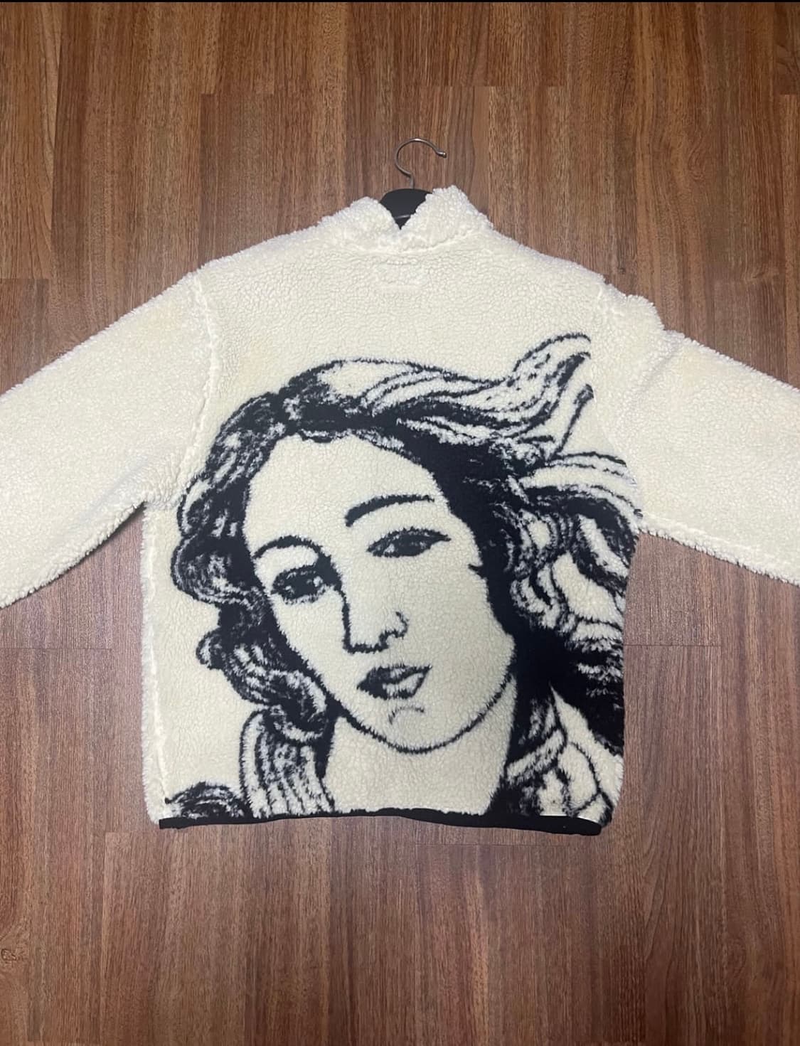 스투시 비너스 자카드 세르파 자켓 상품이미지3