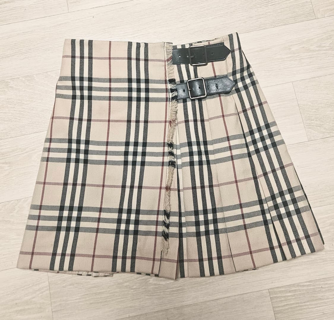 버버리체크미니스커트 25~26 상품이미지1