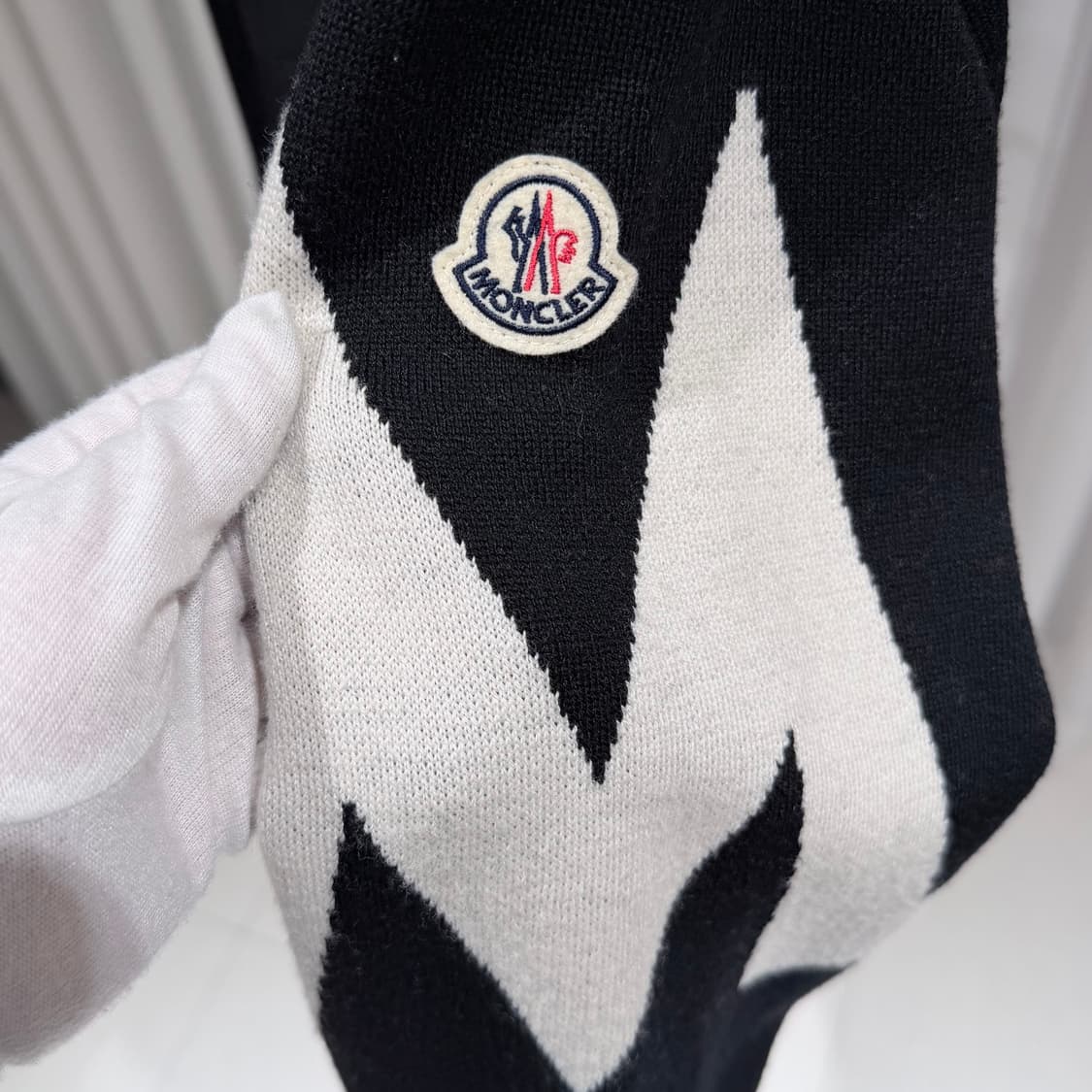 XXL / 몽클레어 맥시 M로고 블랙 니트패딩 상품이미지3