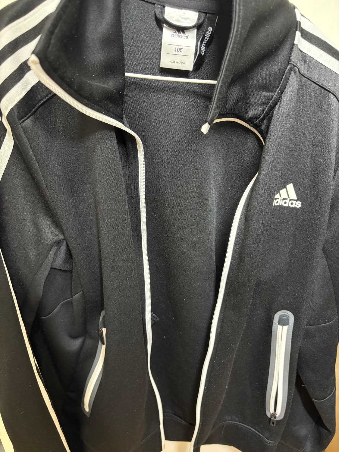 아디다스 트랙탑 상품이미지1