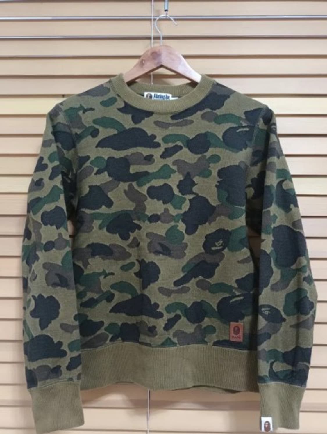 ABATHING APE 베이프 여성 밀리터리 기모맨투맨티셔츠 S사이즈 상품이미지2