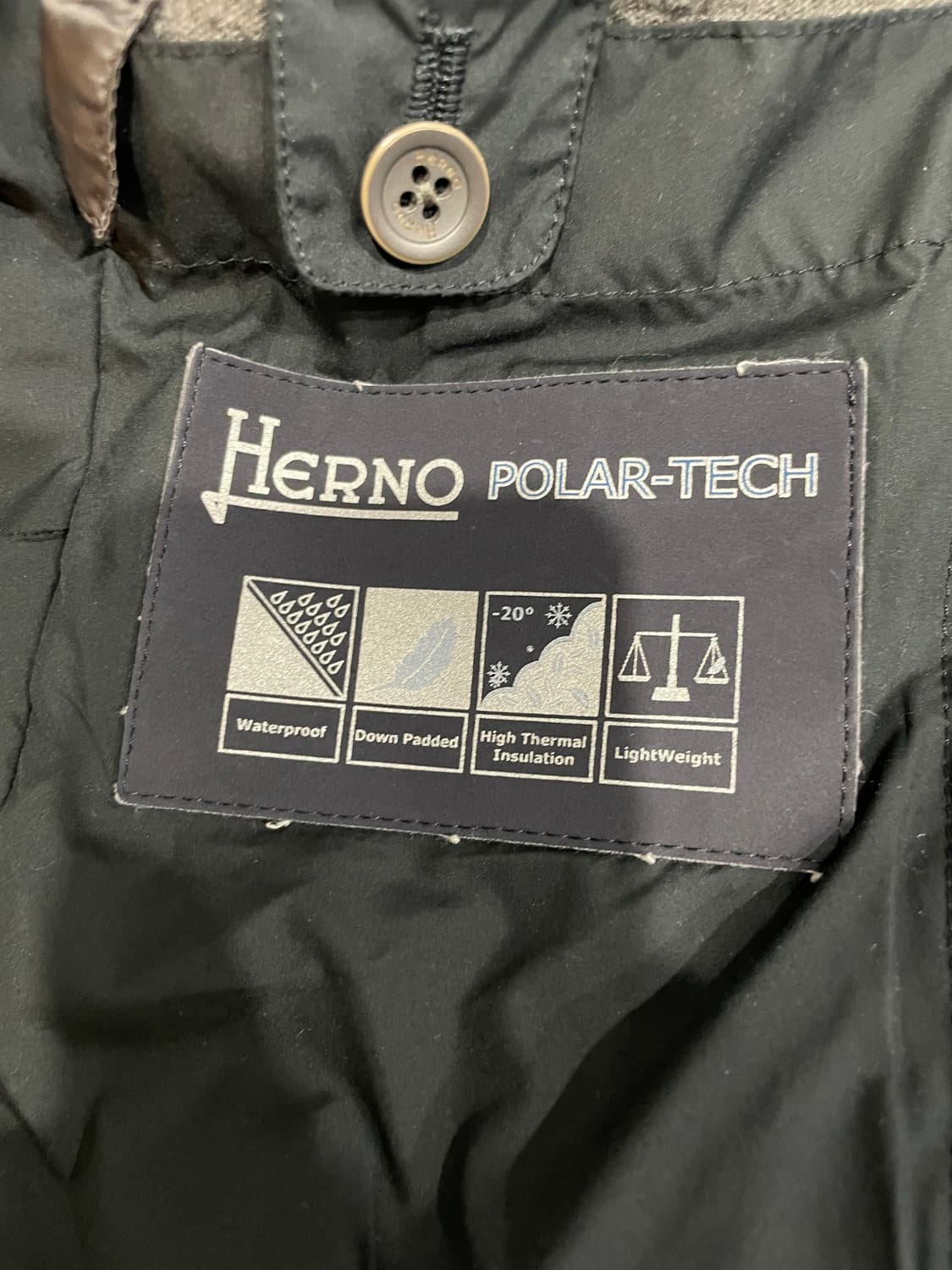 HERNO 에르노 POLAR-TECH 패딩 50 매장판 정품 상품이미지5