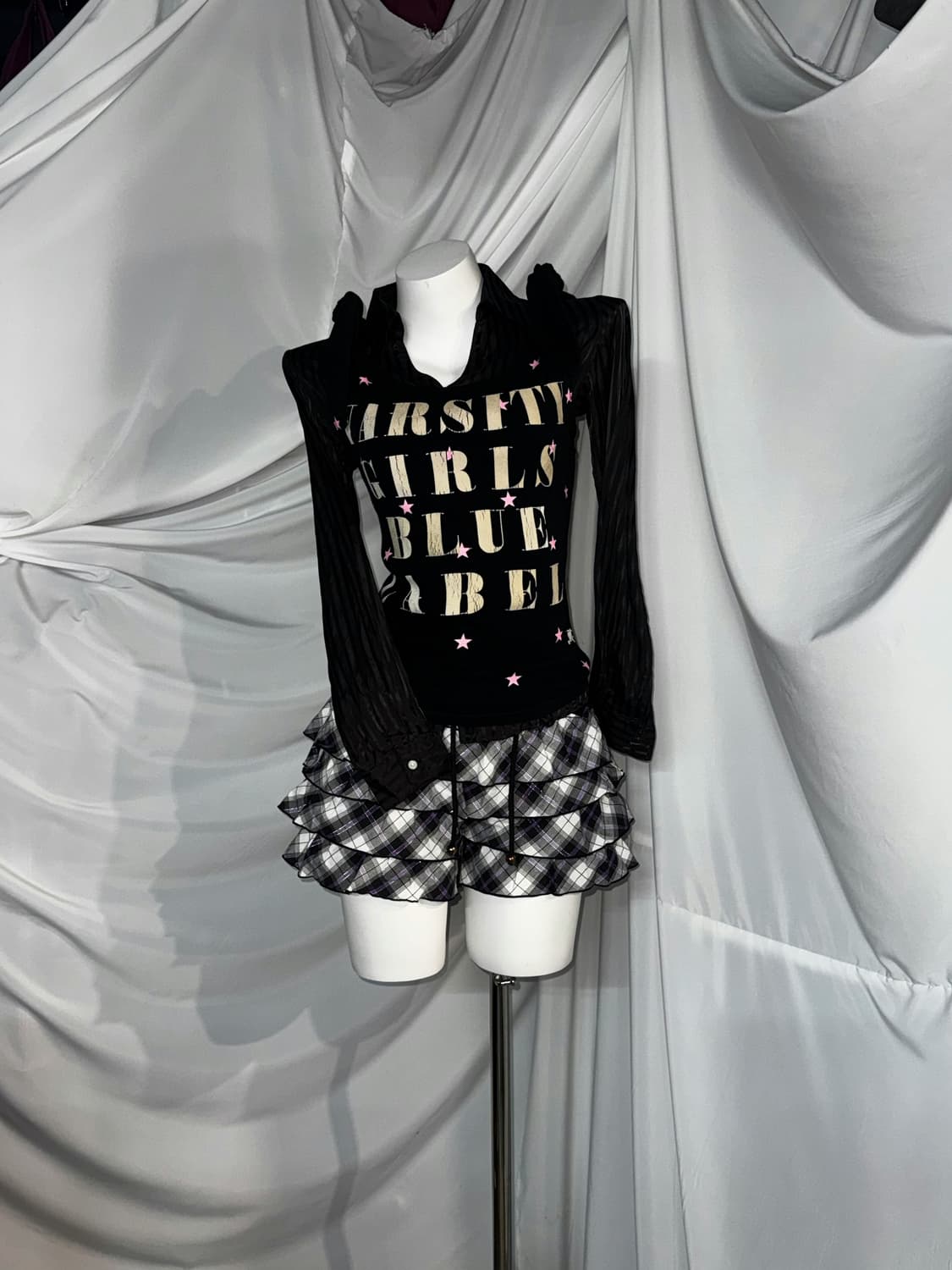 버버리 쇼콜라깔 무채색 키치 코디세트  상품이미지5