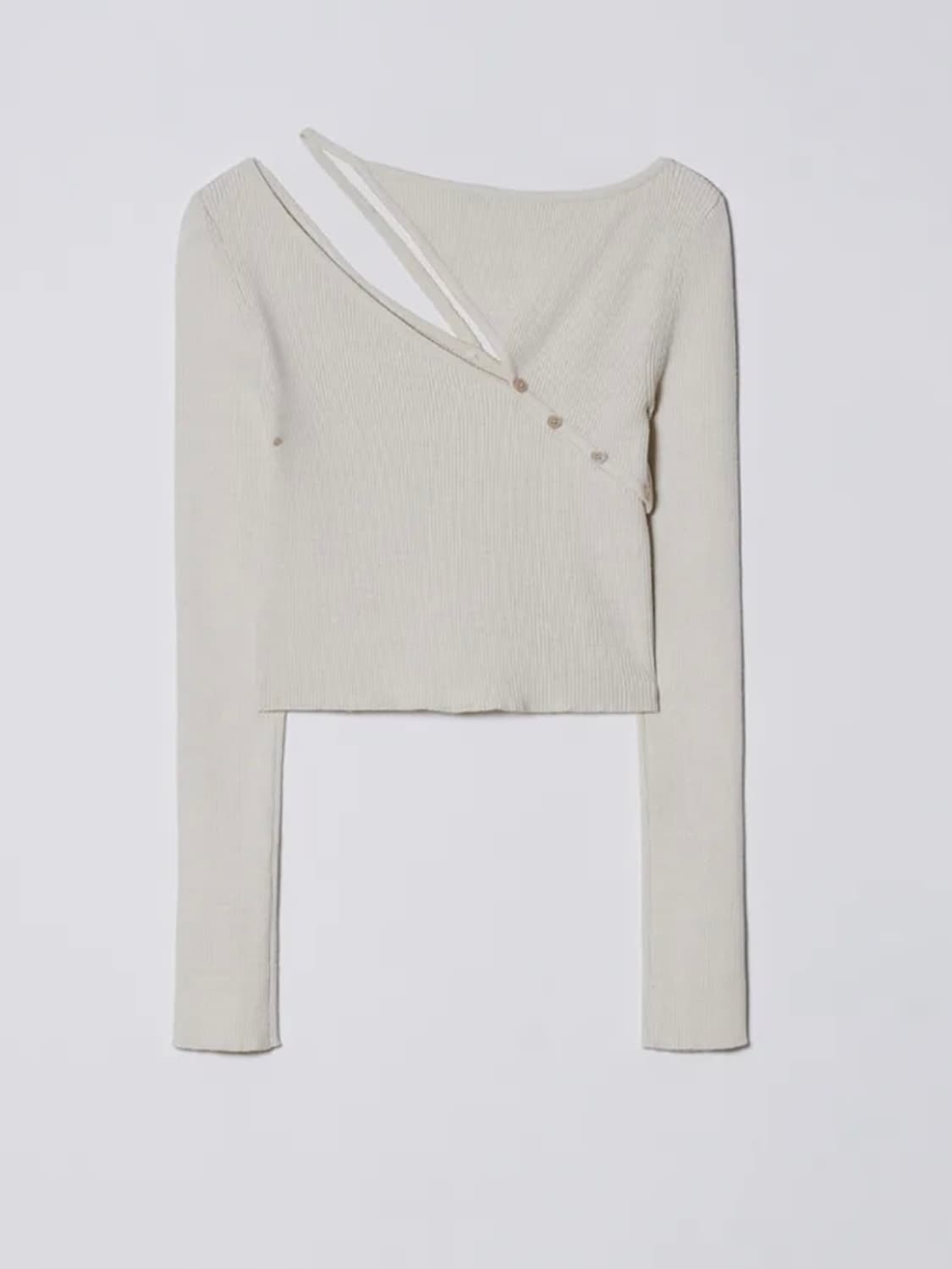 다이애그널 니트 STRAP BUTTON KNIT TOP (ivory) 상품이미지3